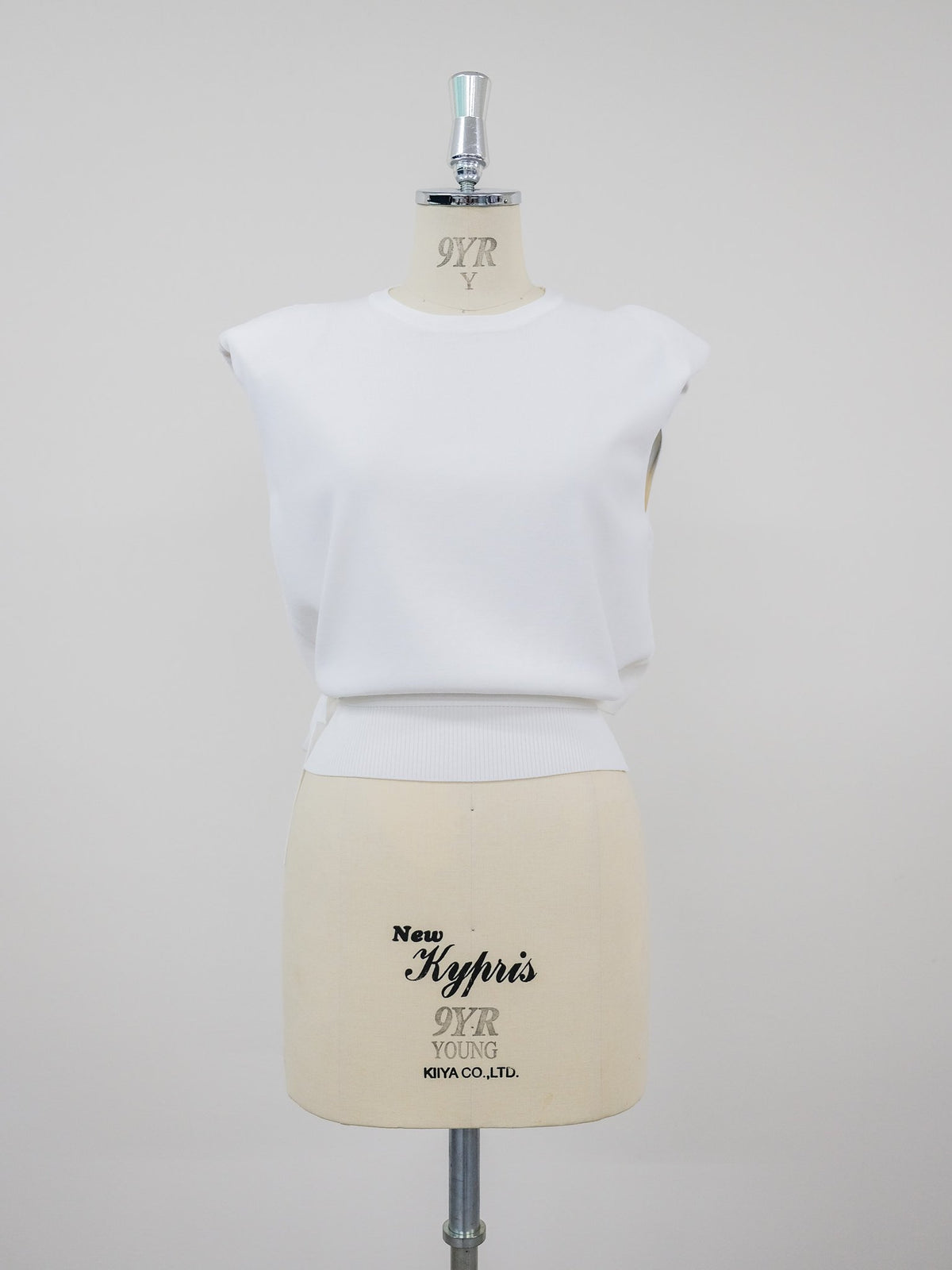 Shoulder Padd Kint Tops