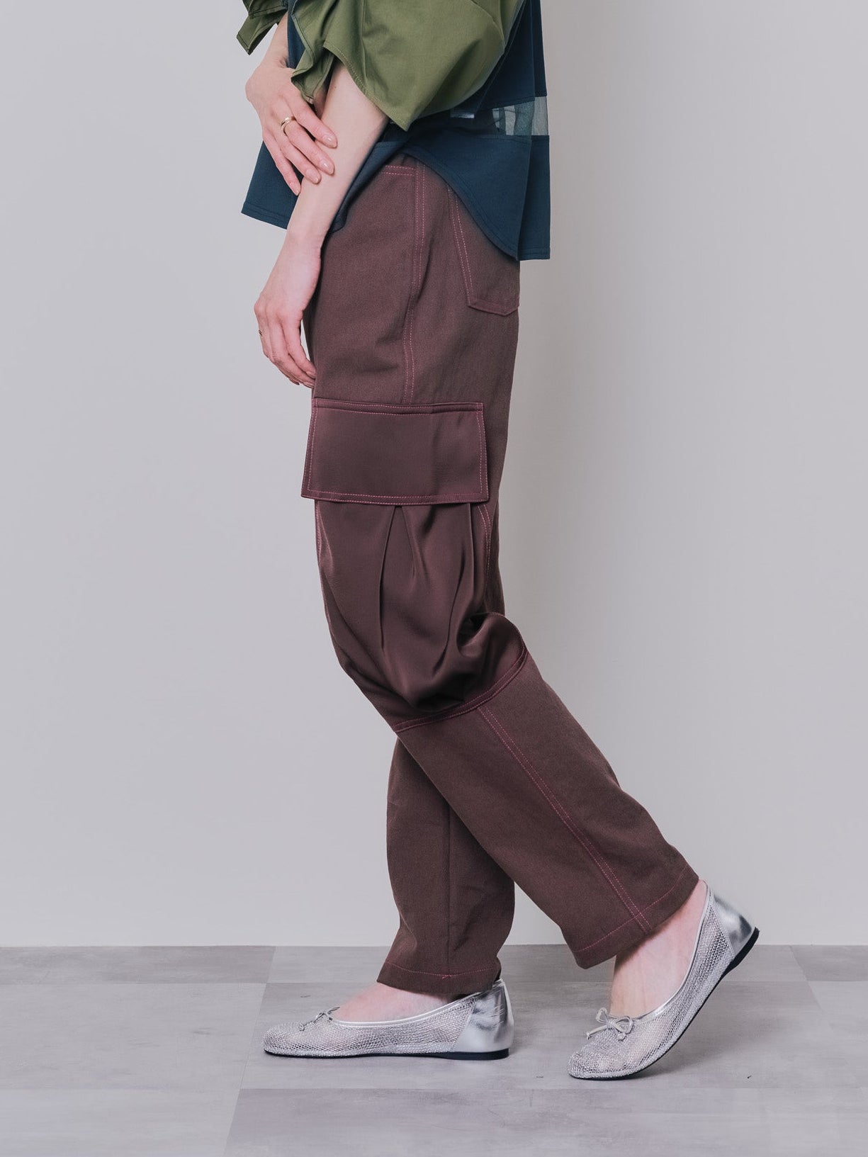 ビックサテンミリタリーポケット配色ステッチパンツ [601359] brown