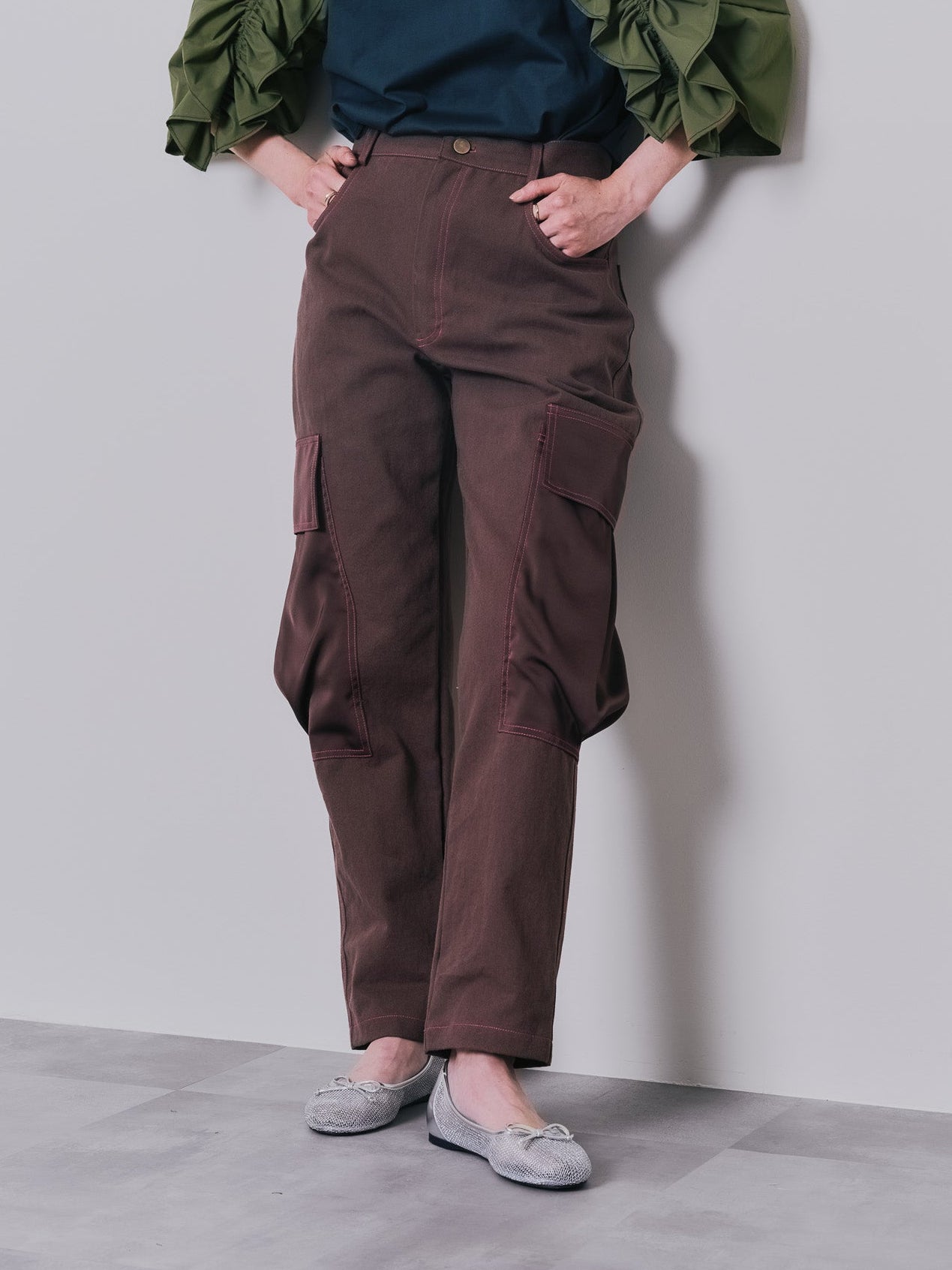 ビックサテンミリタリーポケット配色ステッチパンツ [601359] brown