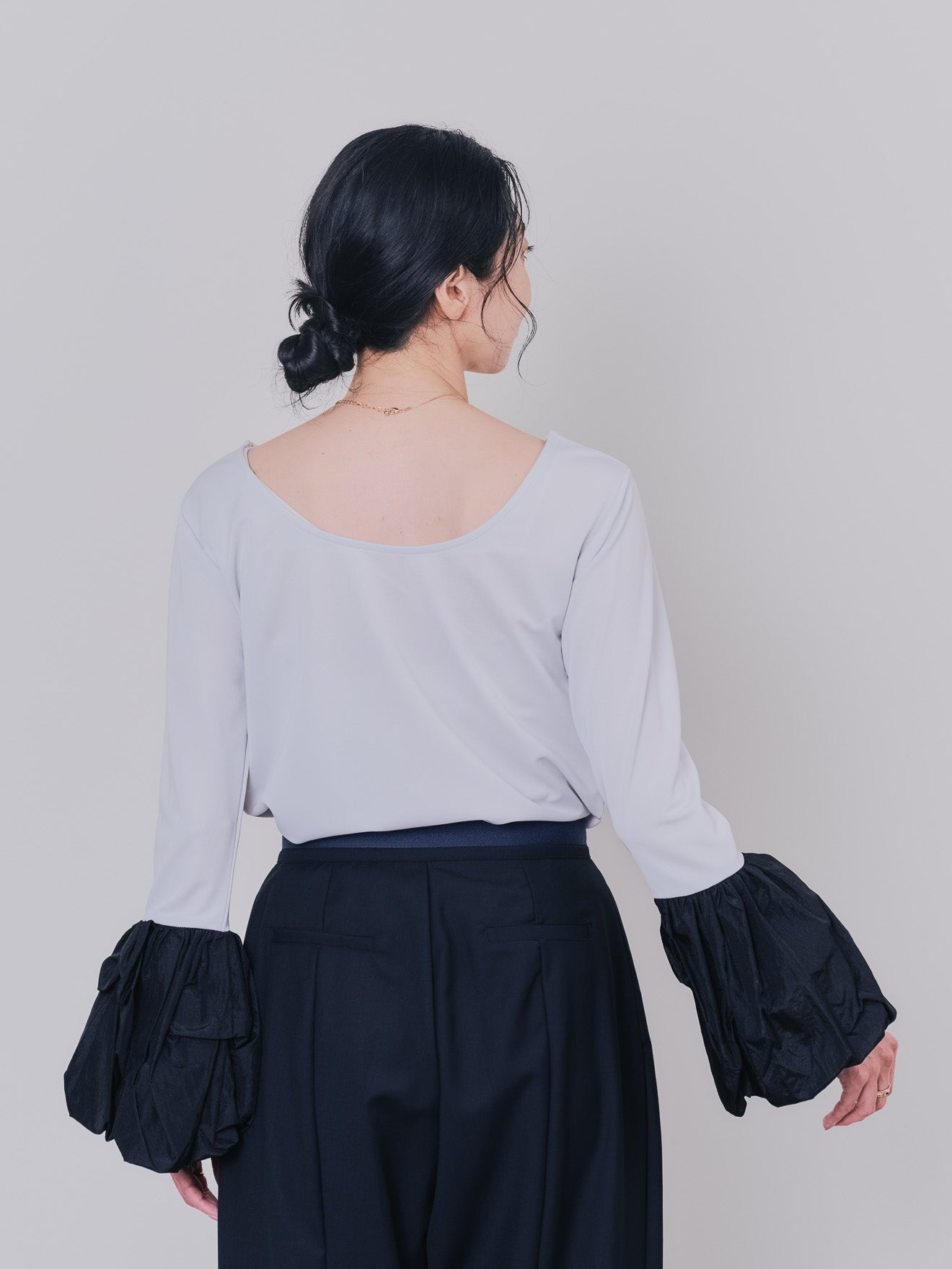 配色バルーンスリーブトップス [601371] light grey