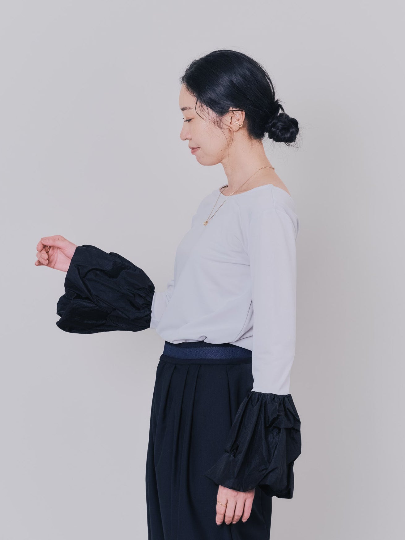 配色バルーンスリーブトップス [601371] light grey