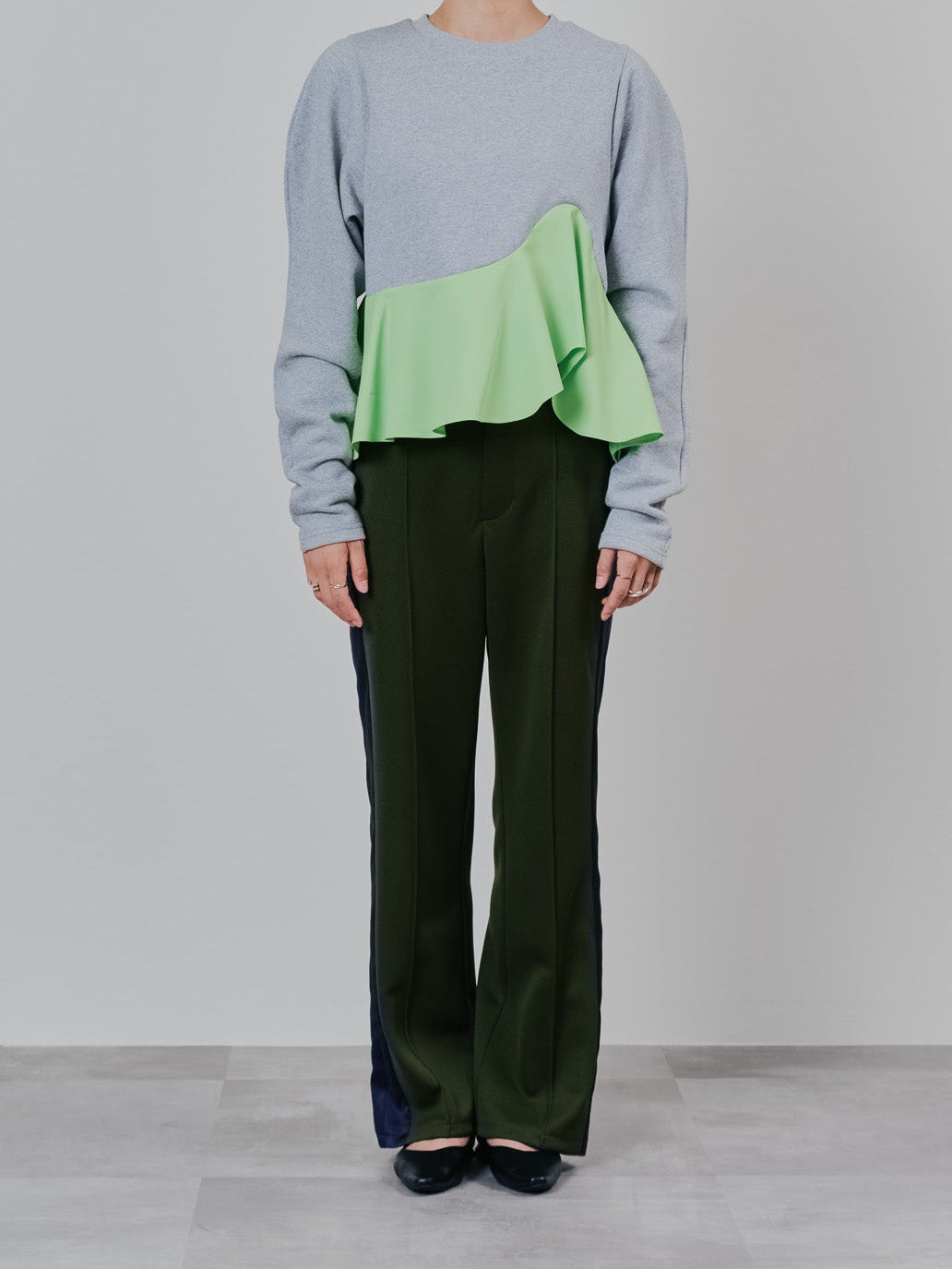 【予約商品】配色サイドライントラックパンツ [603340] khaki