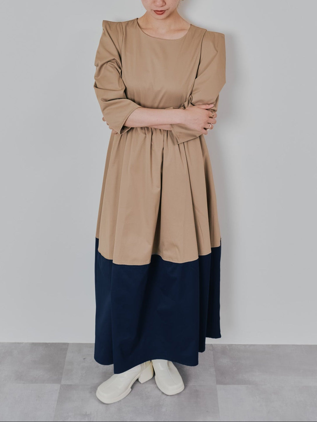 ショルダータックボリュームワンピース [601455] camel