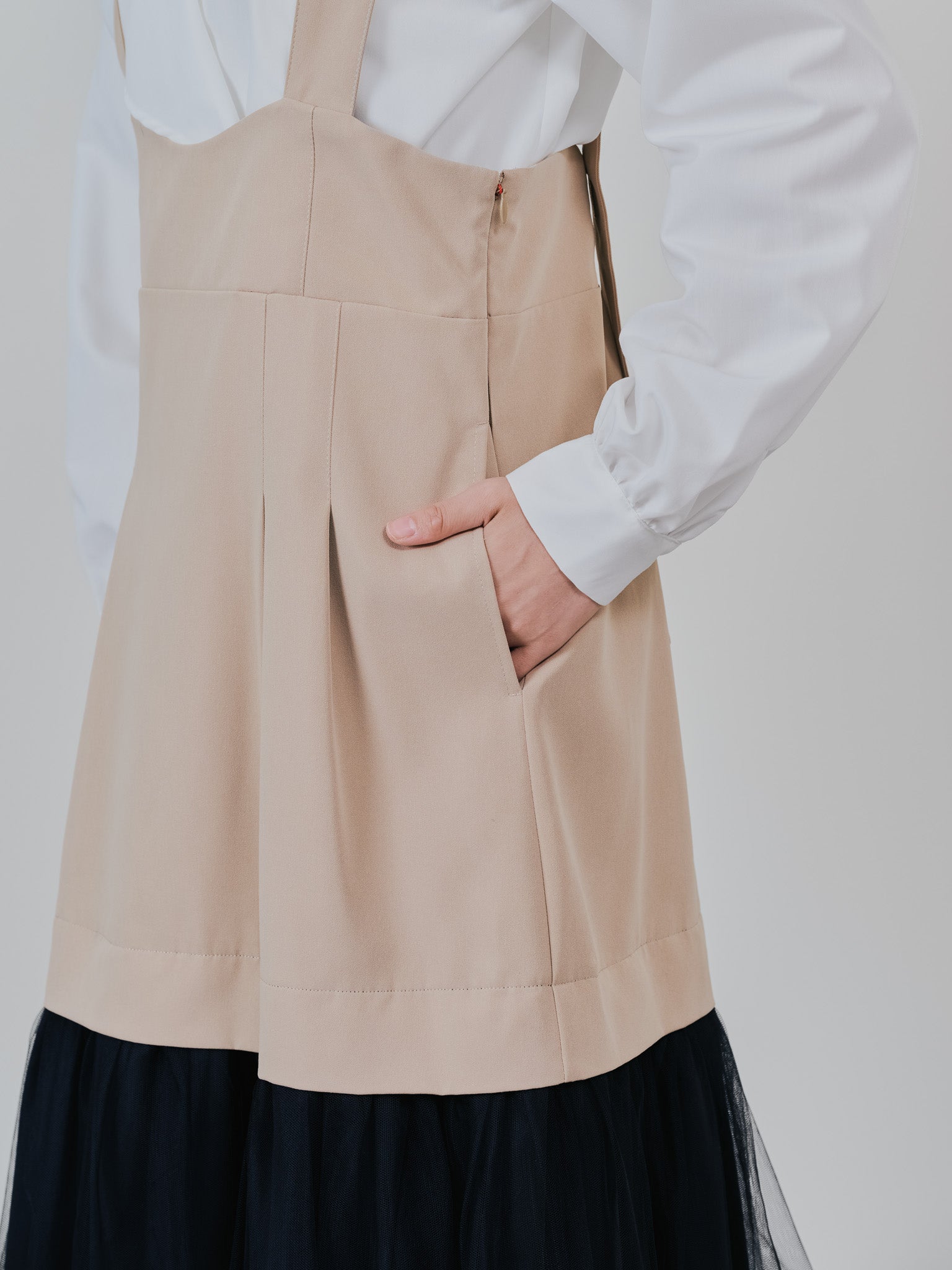 【予約商品】チュールドッキングチノジャンパースカ―ト [601418] beige