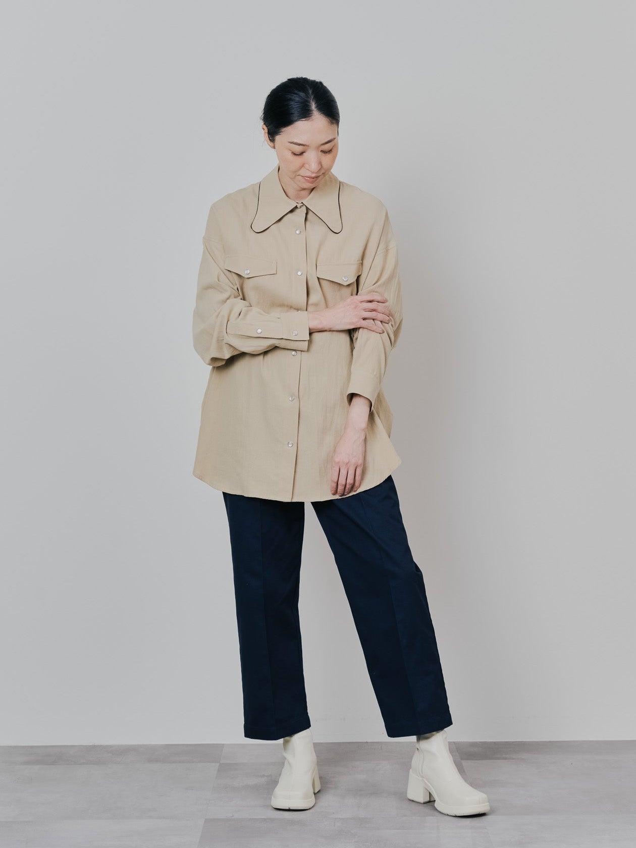 バタフライカラーウエスタンライクシャツ [601451] beige