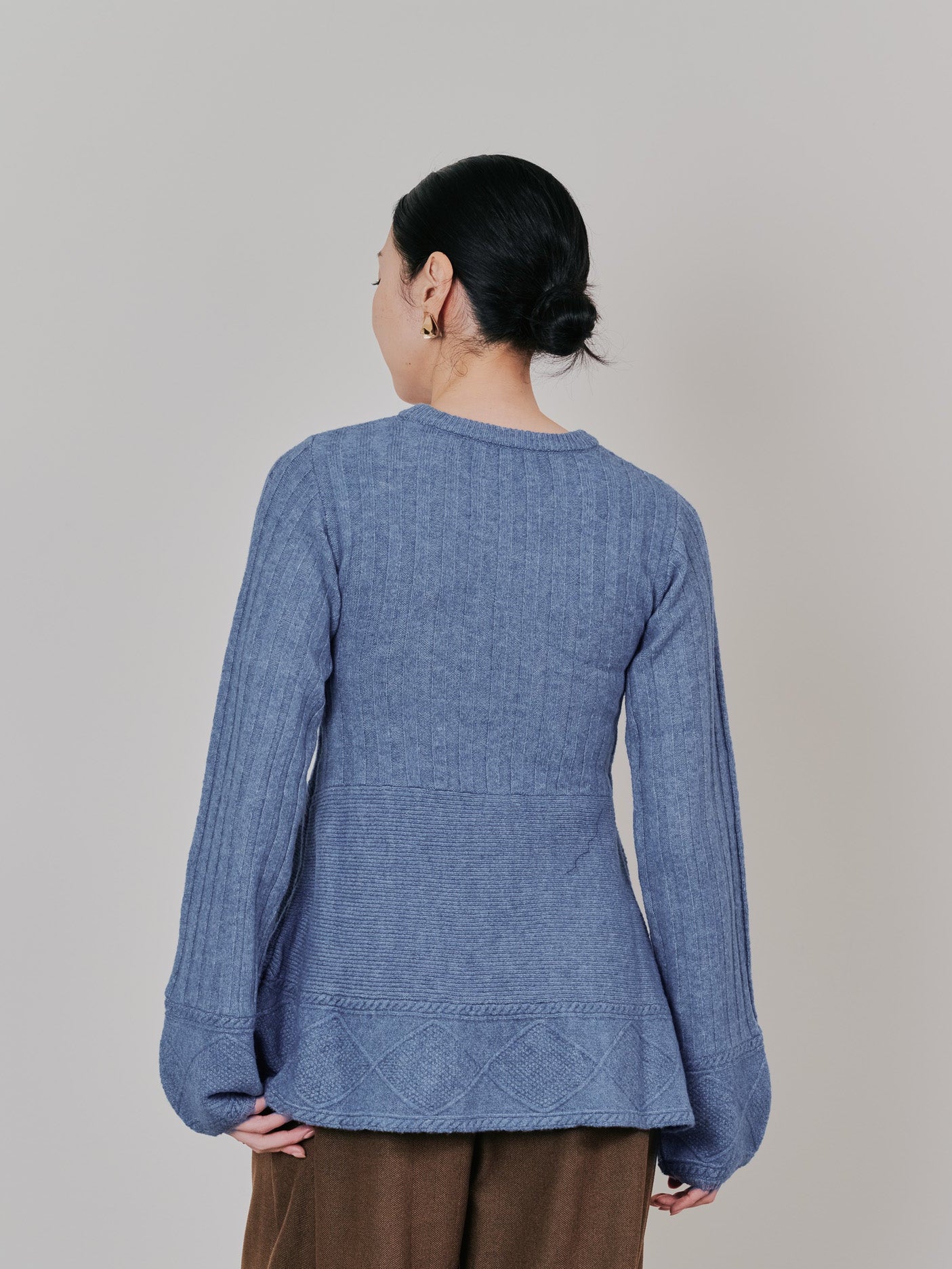 ケーブルペプラムニットトップス [605534] blue