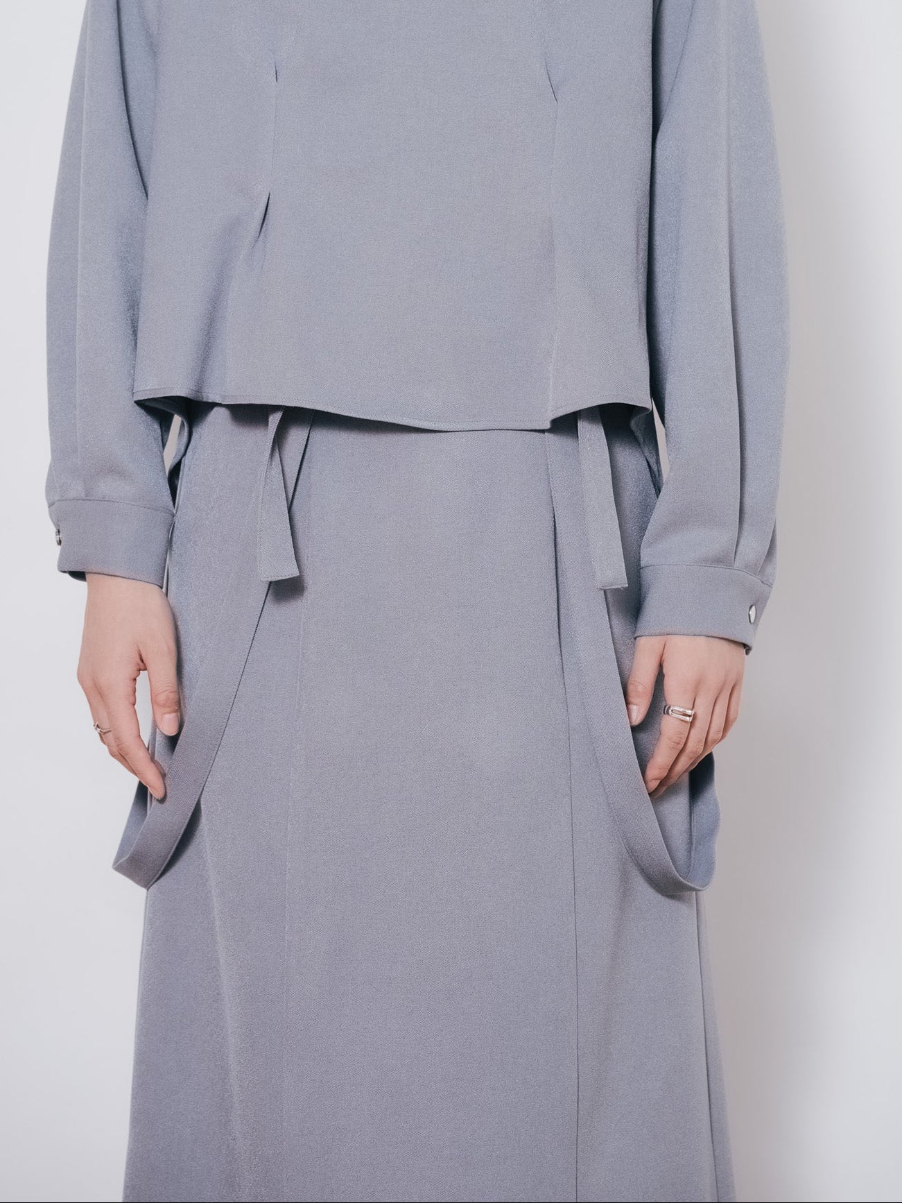 サスペンダー付ソフトAラインスカート [608328] grey