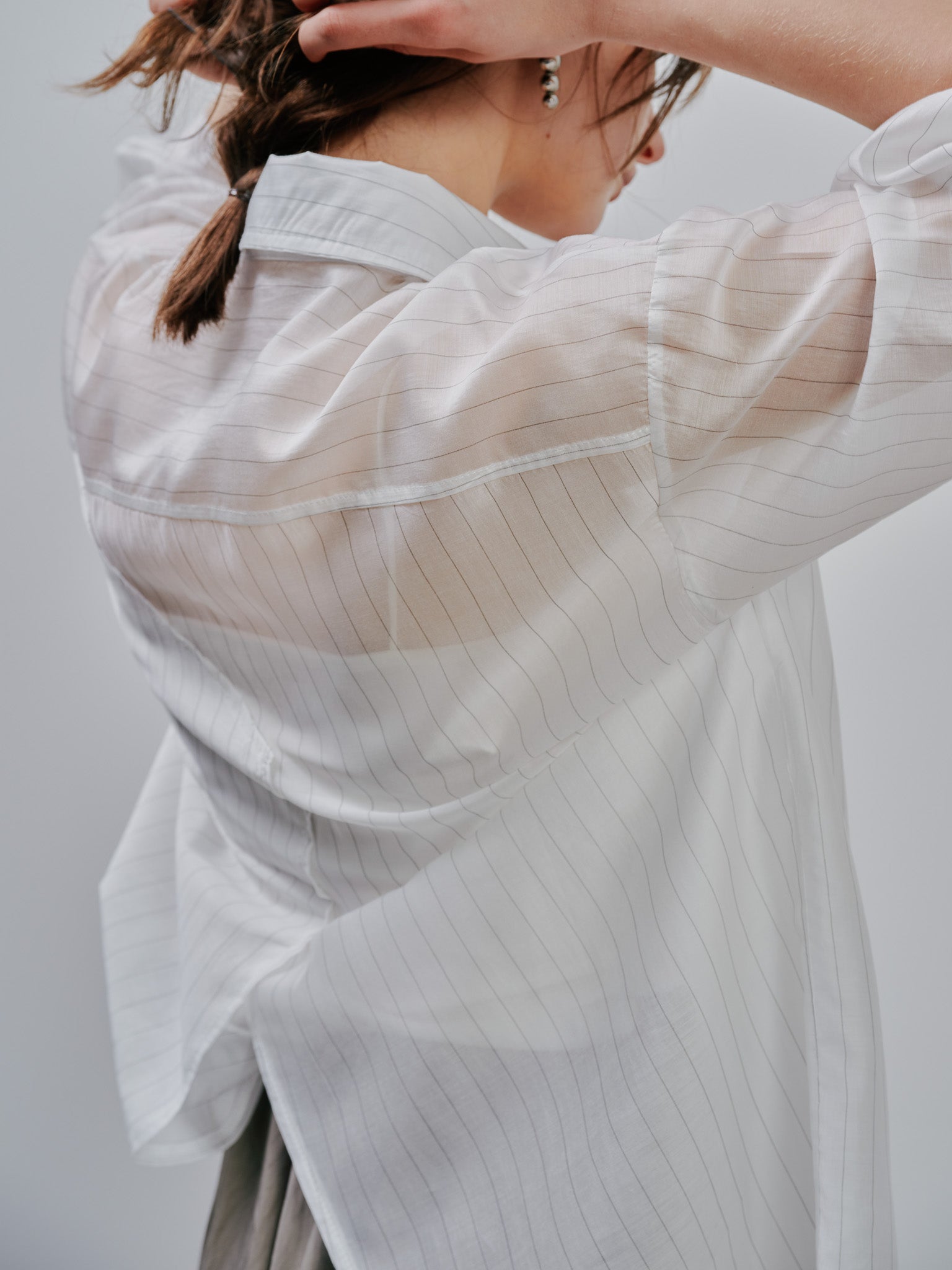 Stripe Sheer Shirt [603370] off(01)