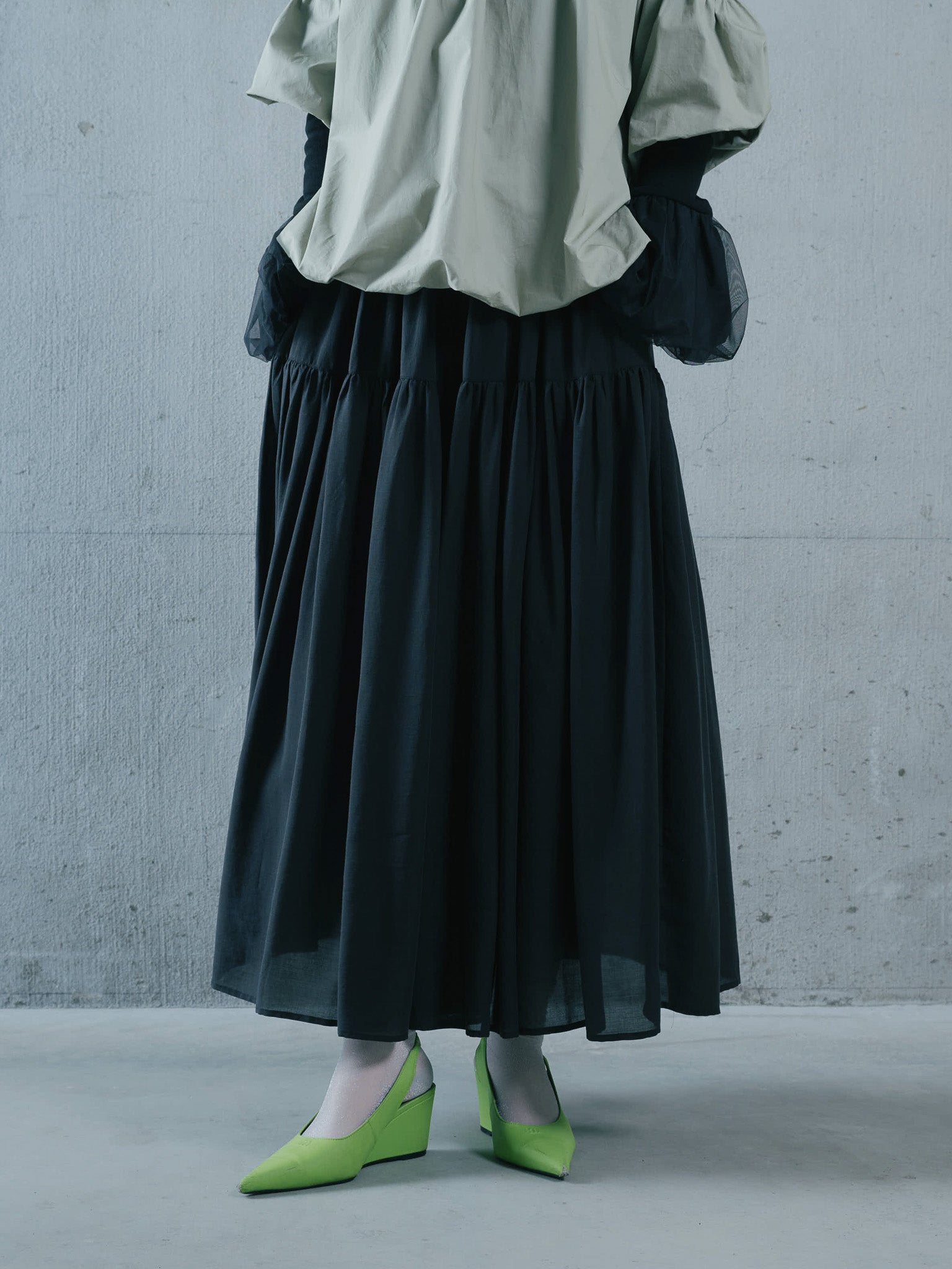 Gather Tiered Skirt [603398] black(99)