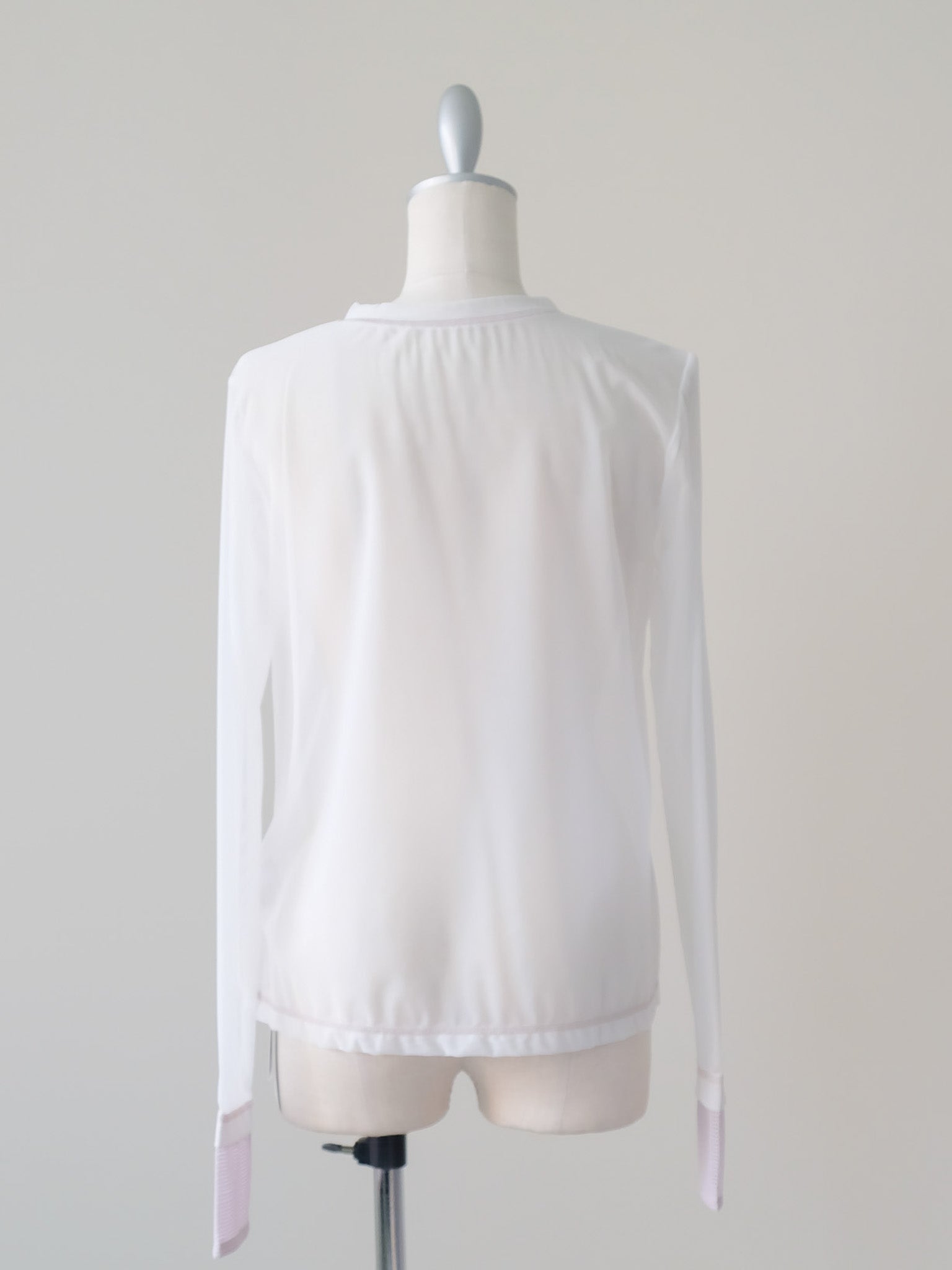 【予約商品】スリーブメッシュ配色ステッチシアートップス [601352] off