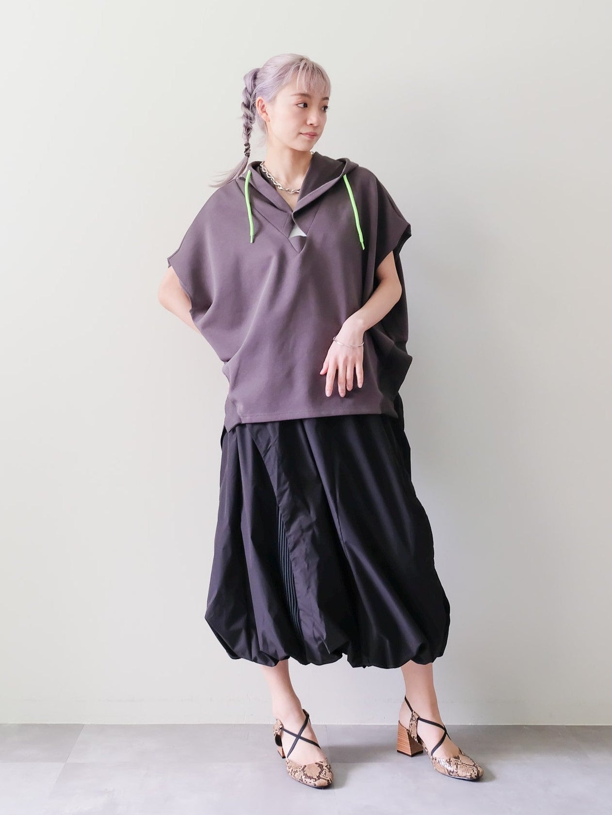 Sleeveless Hoodie Top(ノースリーブフーディー)[601572]charcoal