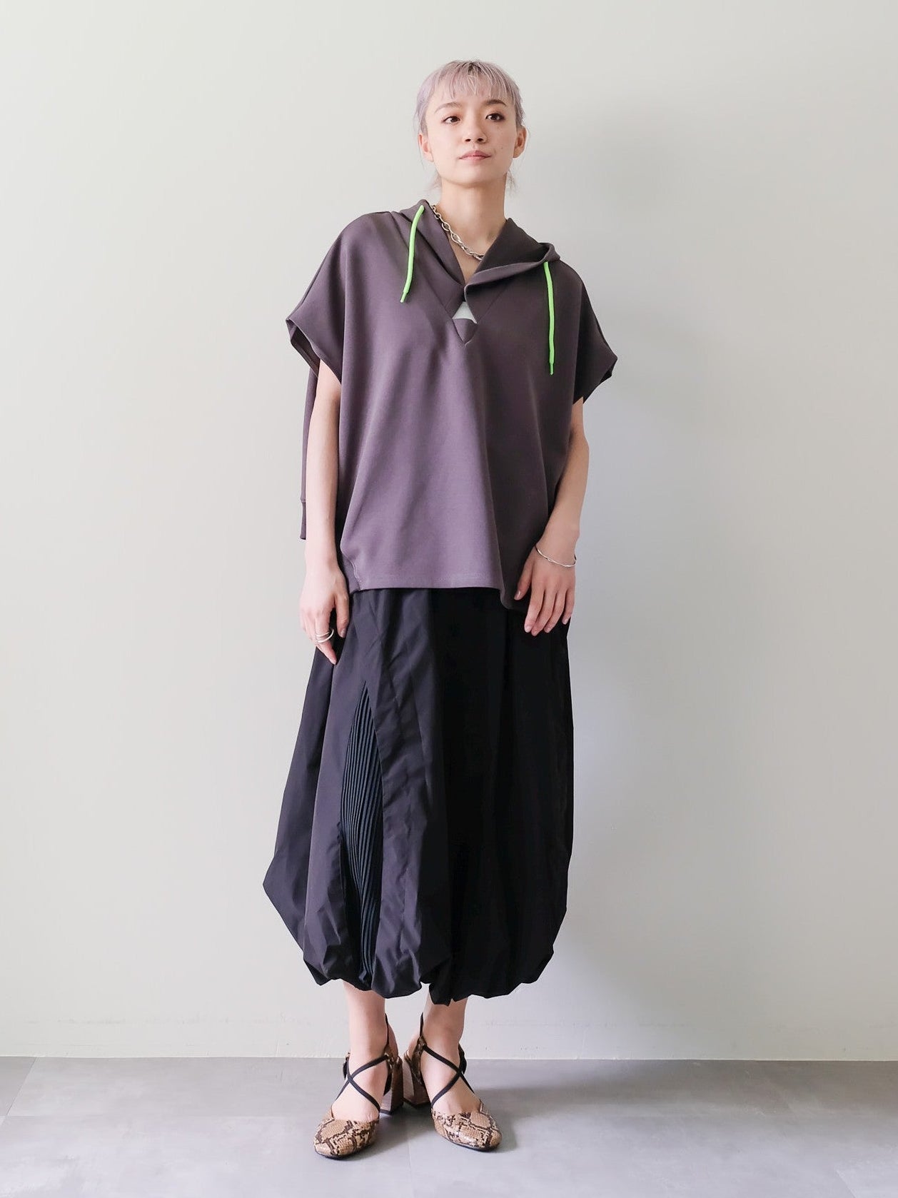 Sleeveless Hoodie Top(ノースリーブフーディー)[601572]charcoal