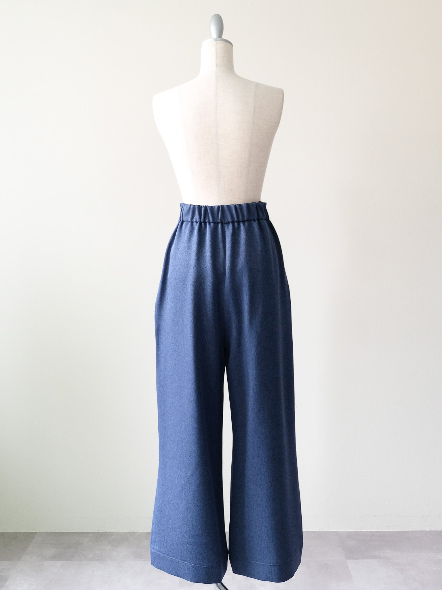 フロントリボンワイドタックパンツ [603330] navy