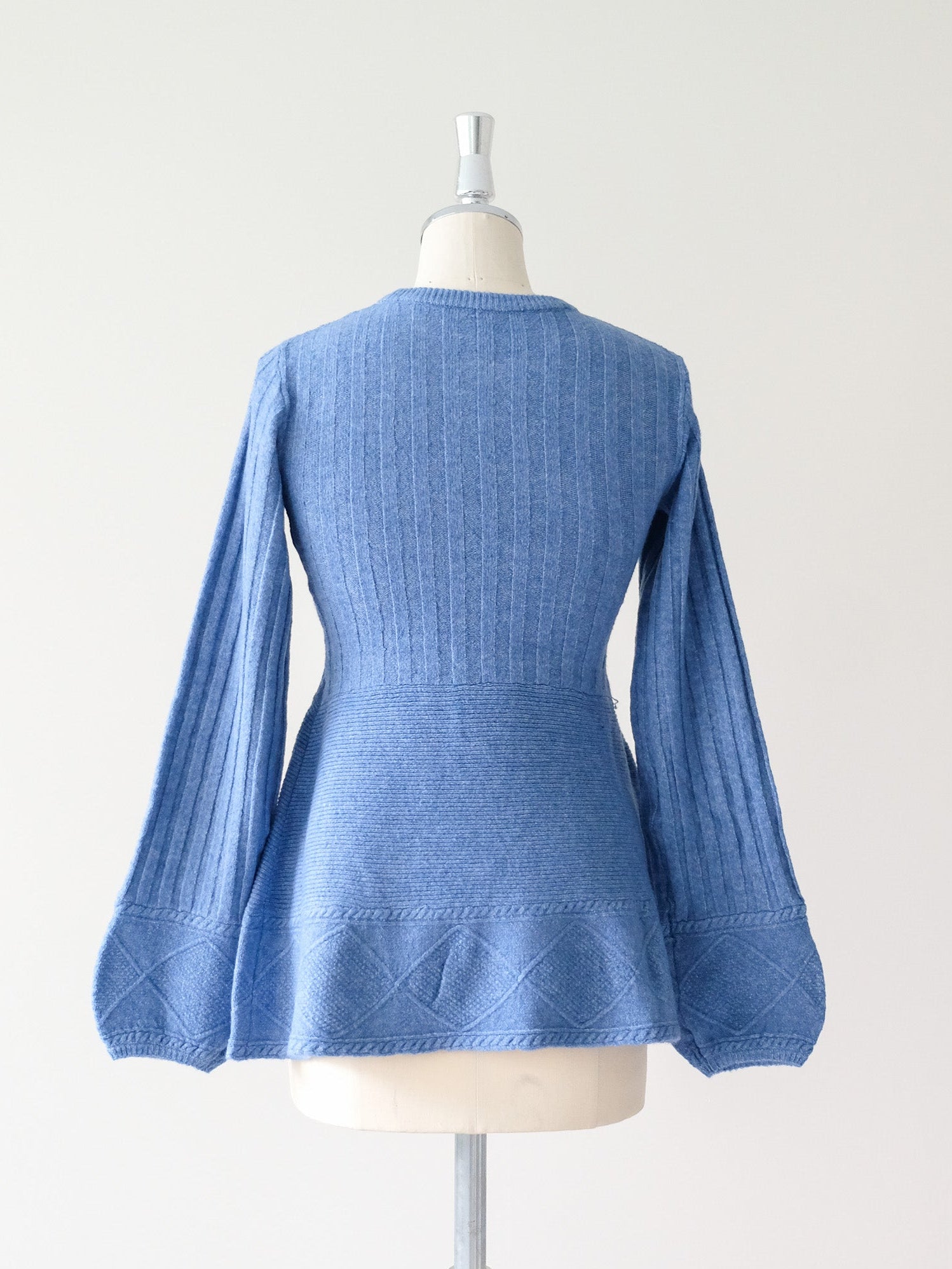 ケーブルペプラムニットトップス [605534] blue