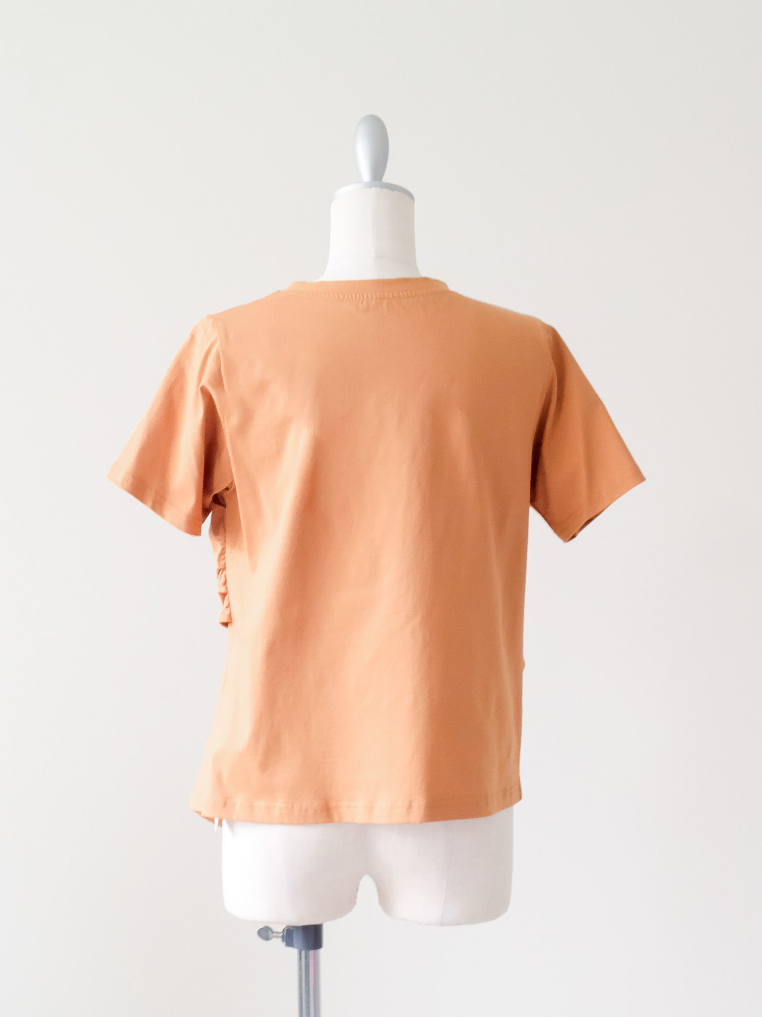 【予約商品】フロントツイストアシメヘムトップス [601325] camel