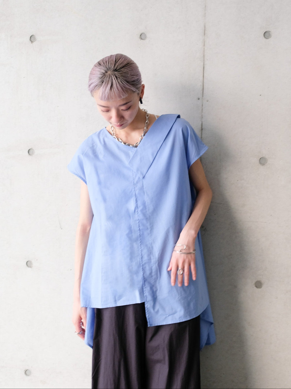 【予約商品】Asymmetric Sleeveless Blouse(アシンメトリーノースリーブブラウス)[601573]blue