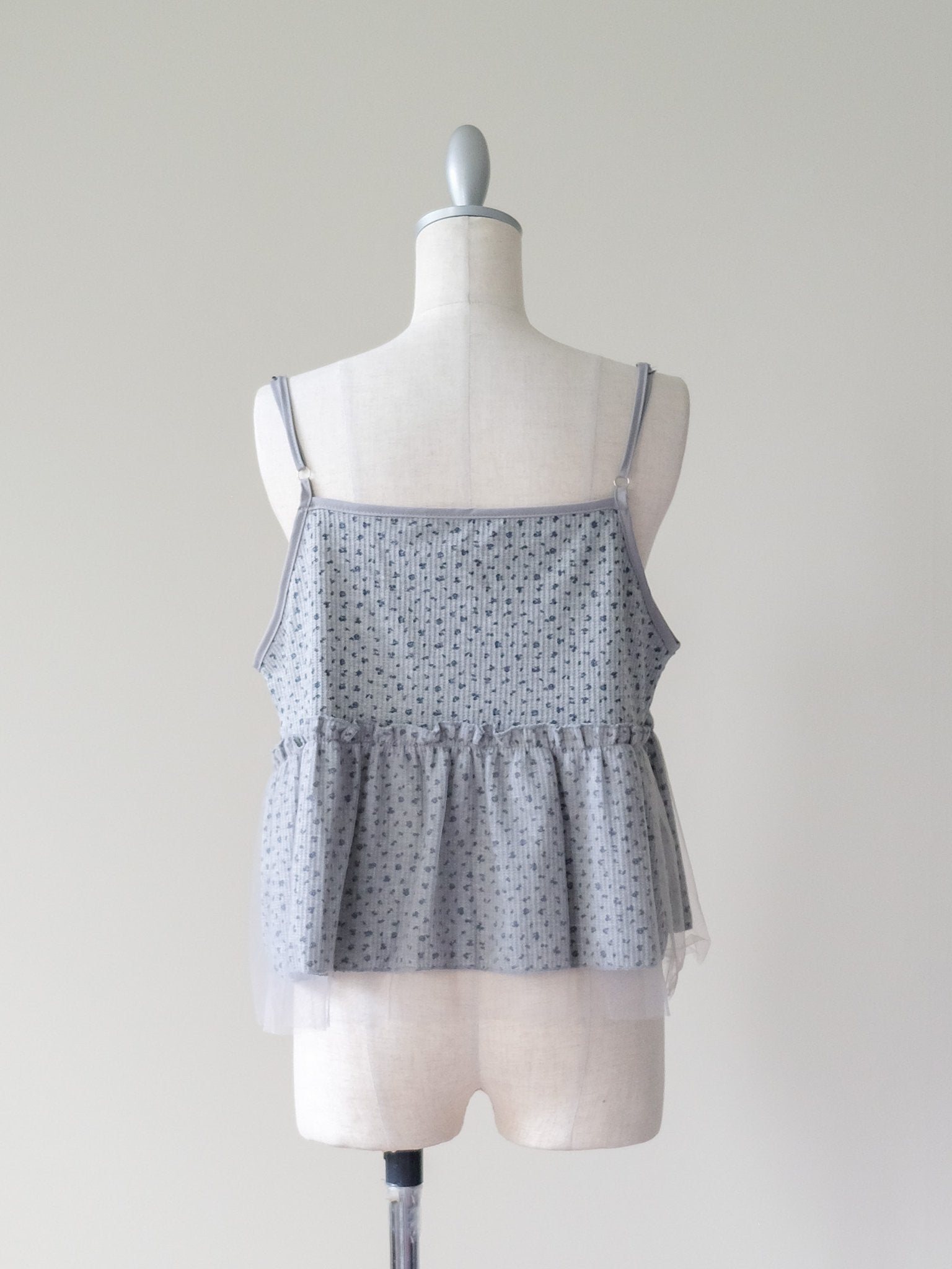 Floral Thermal Ribbon Camisole(フラワーサーマルリボンキャミソール)[601601]gray