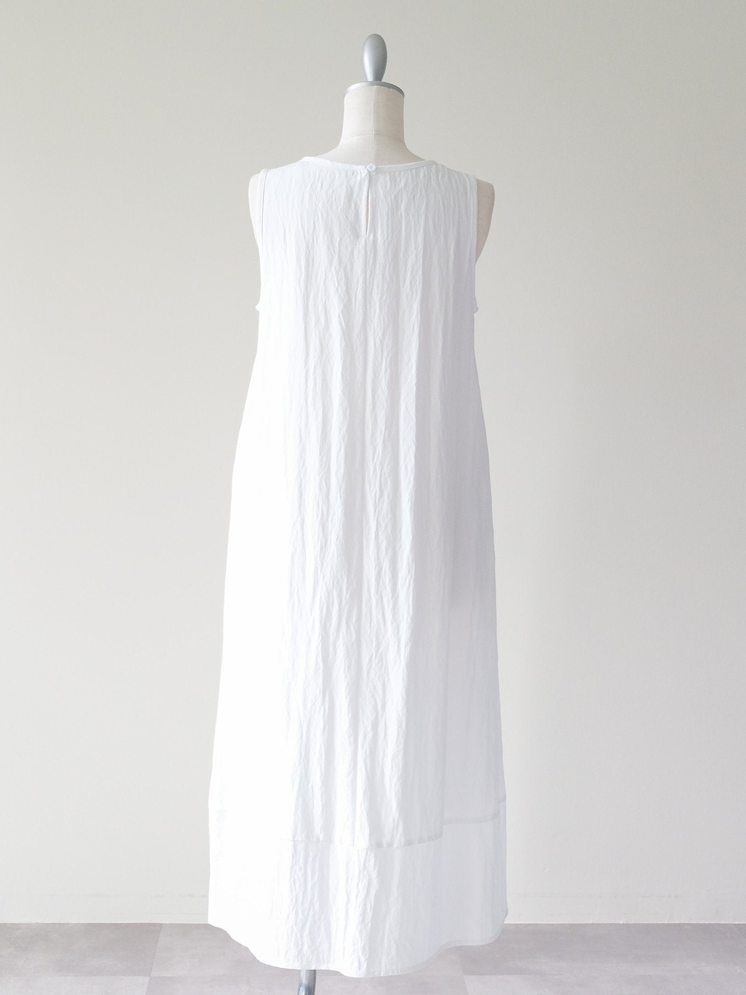 Cutwork Tuck Long Dress(カットワークタックロングワンピース)[601629]off