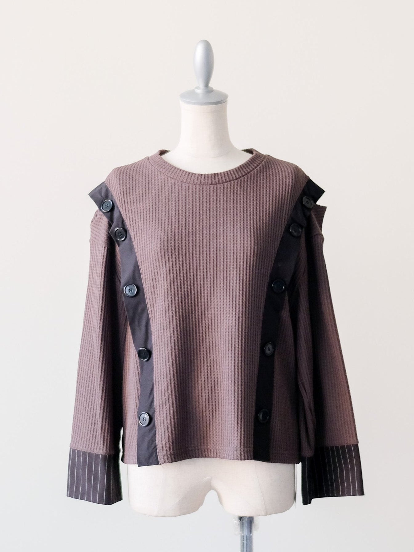 ショルダーオープンワッフルニットライクトップス [601354] charcoal
