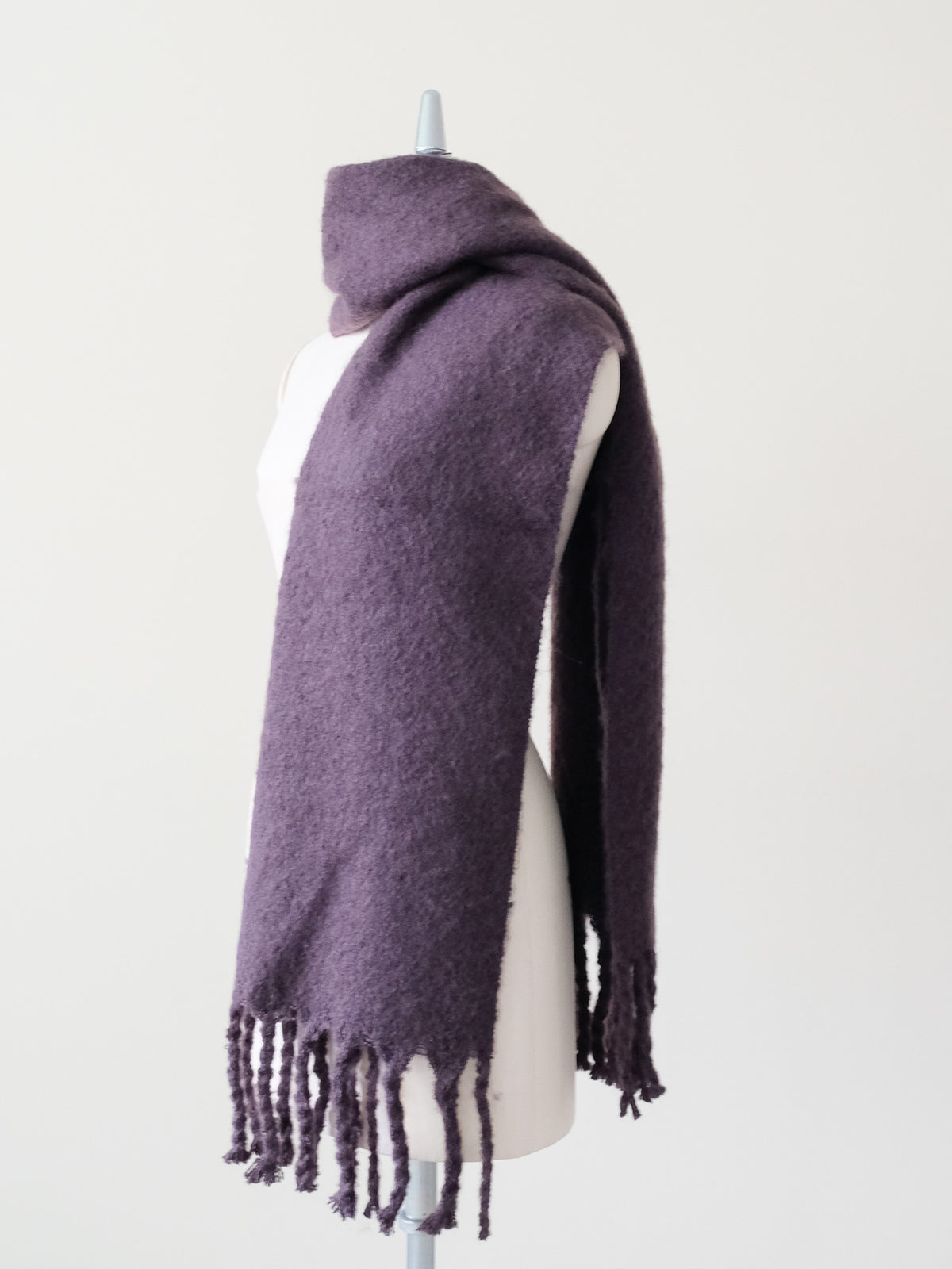 Voluminous Fringe Scarf (431)
