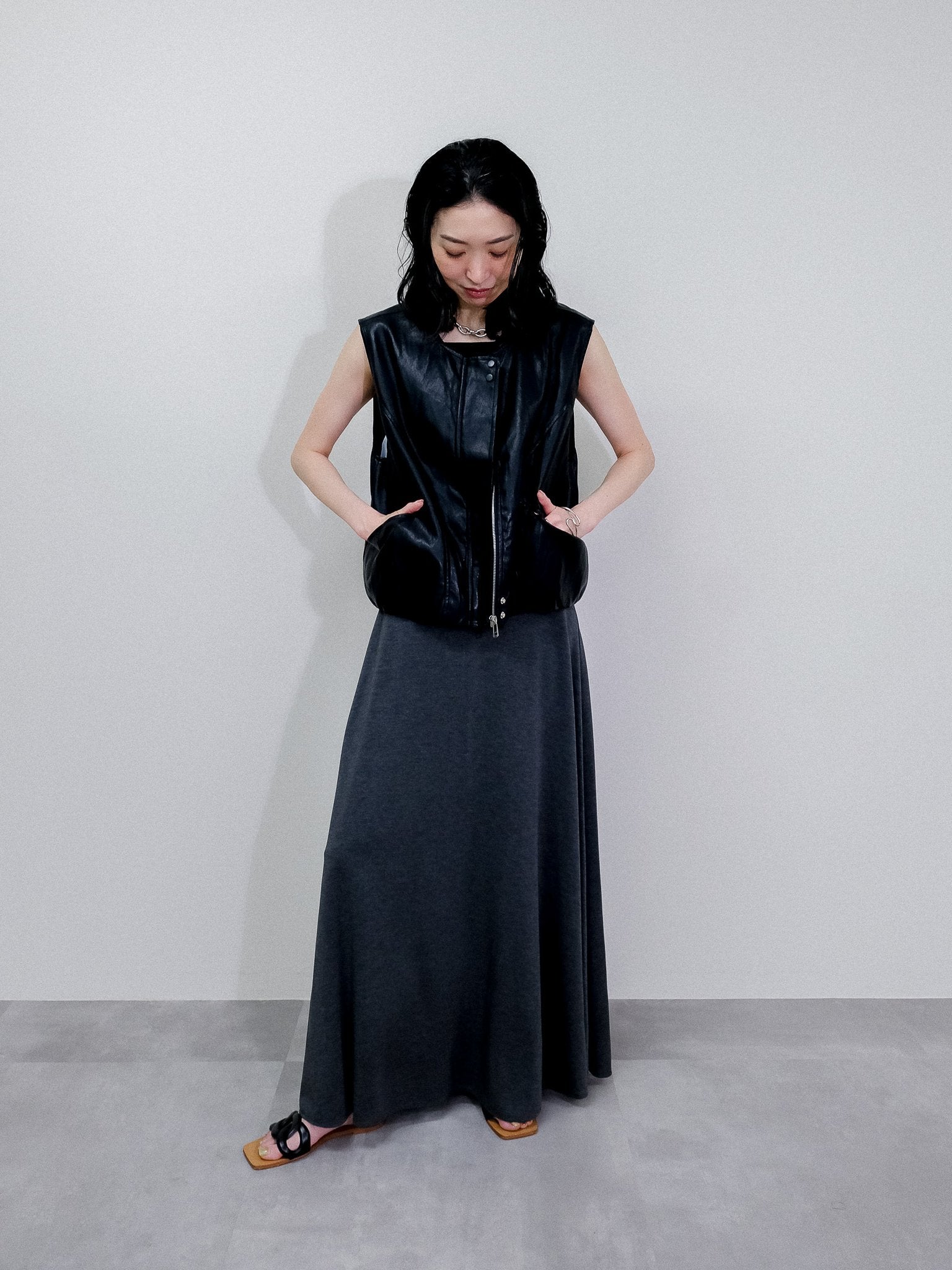 Fake leather vest [603423] black(99)