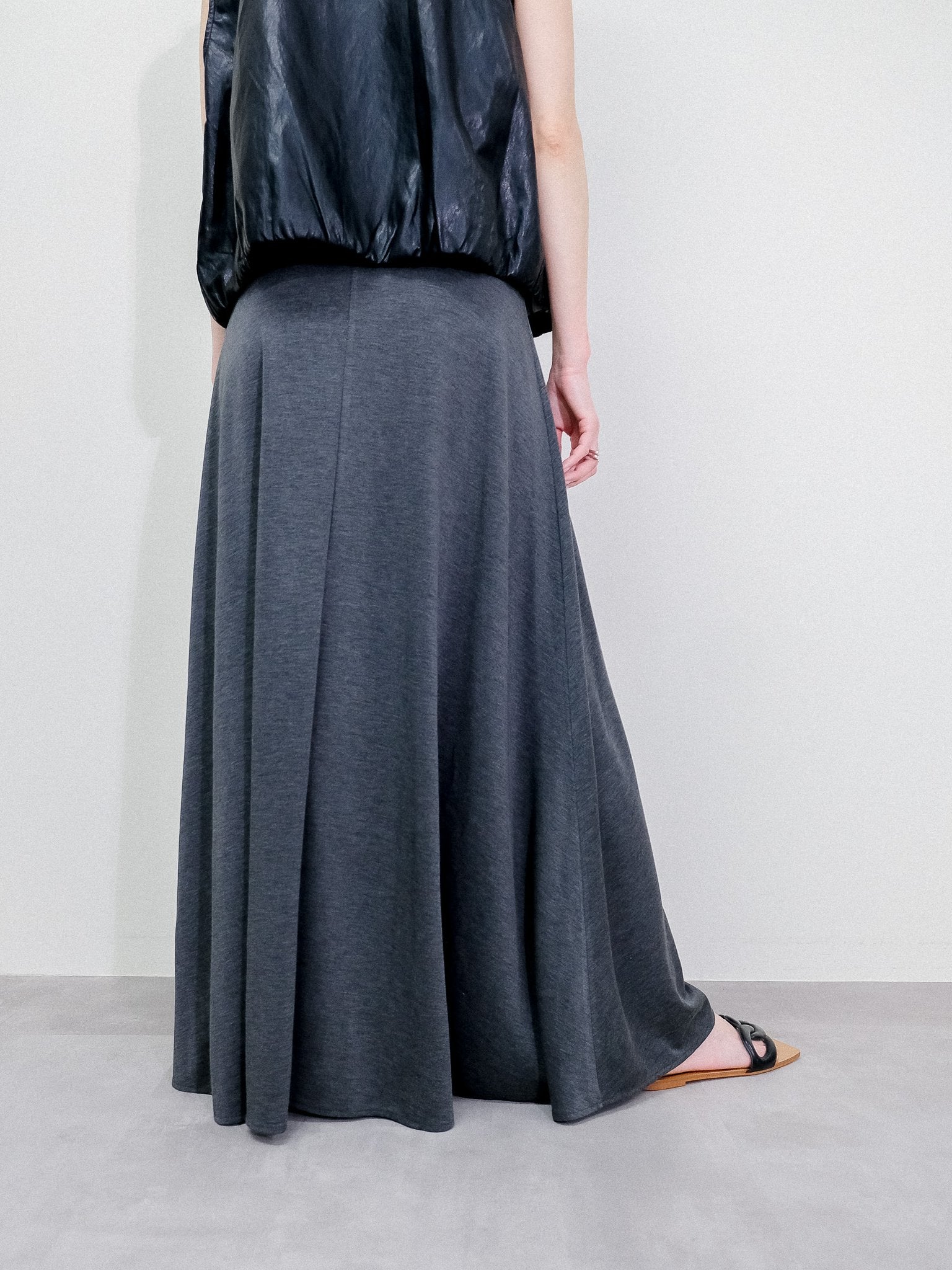 Jersey Flare Skirt [603417] charcoal(79)