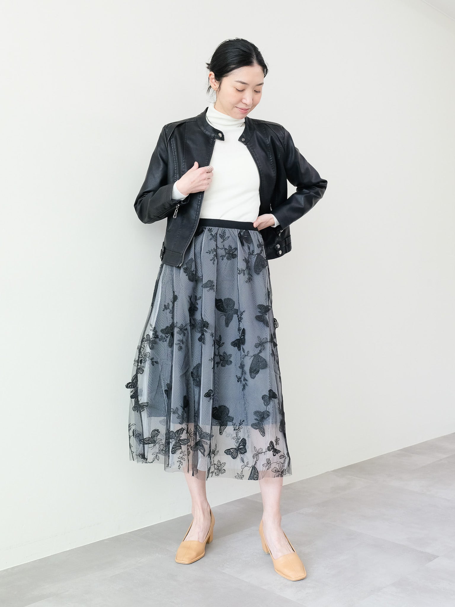 【予約商品】バタフライ刺繍チュールスカート[601498]gray
