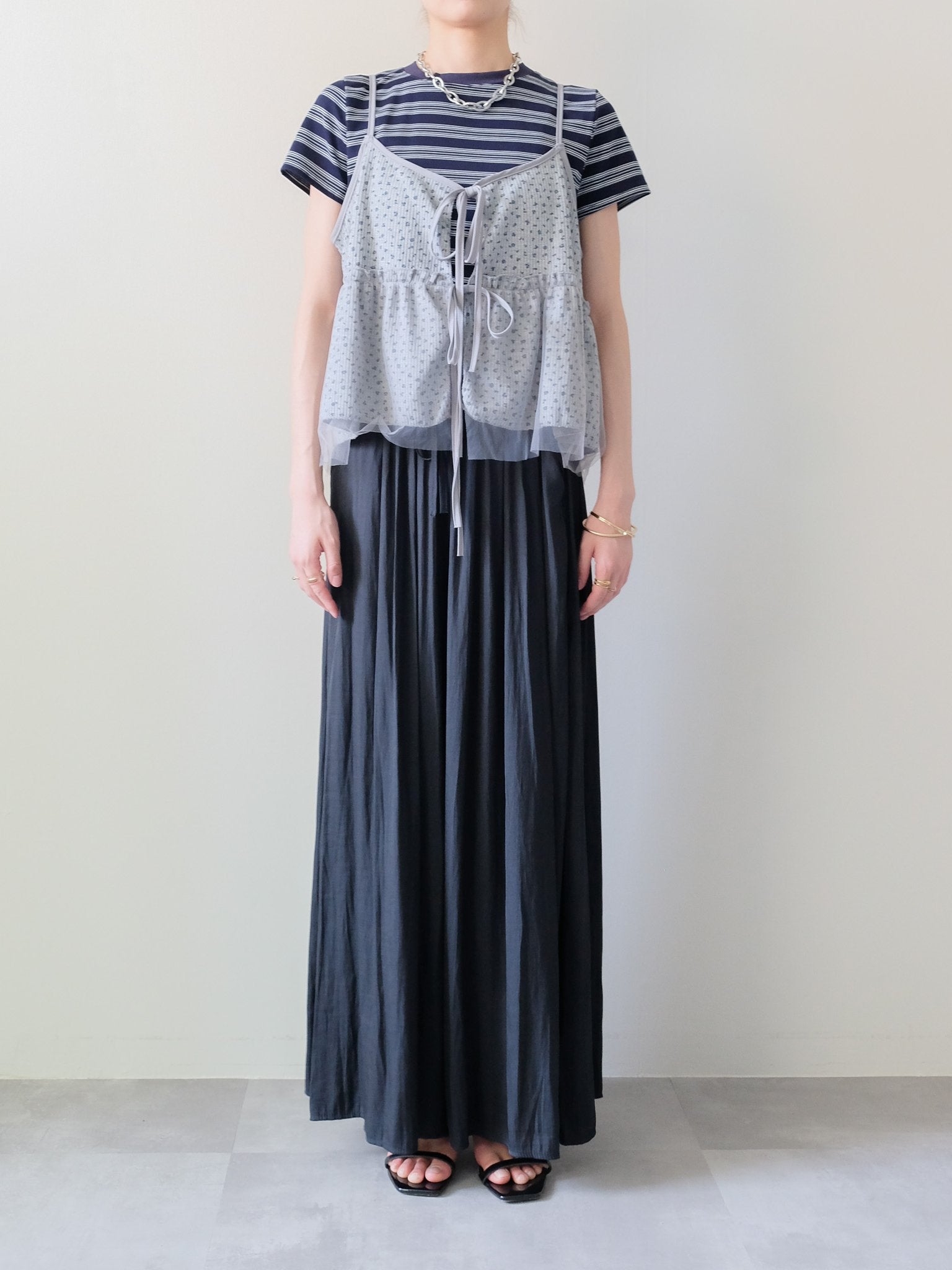 Floral Thermal Ribbon Camisole(フラワーサーマルリボンキャミソール)[601601]gray