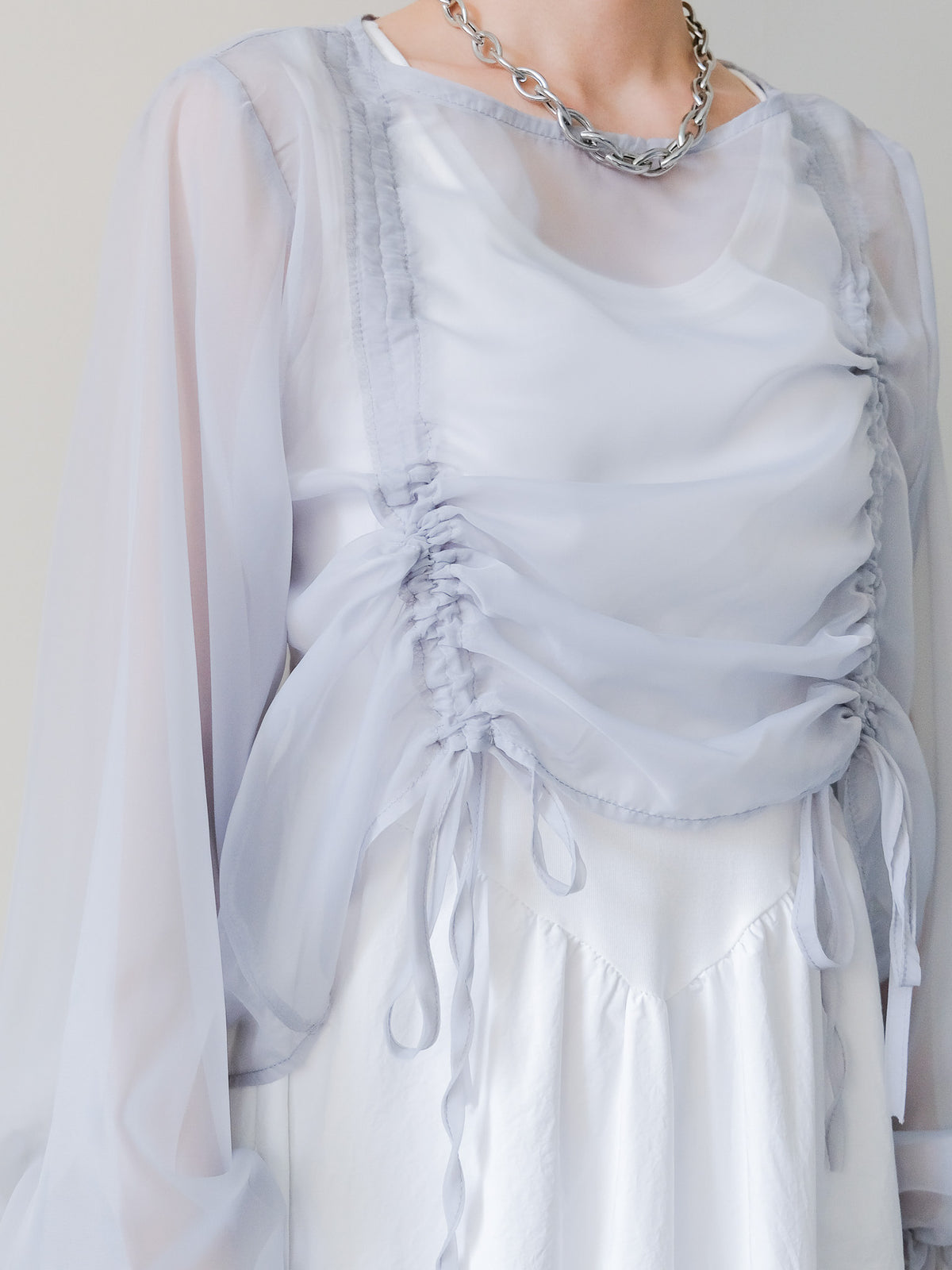 【予約商品】Sheer Gather Ribbon Blouse(シアーギャザーリボンブラウス)
