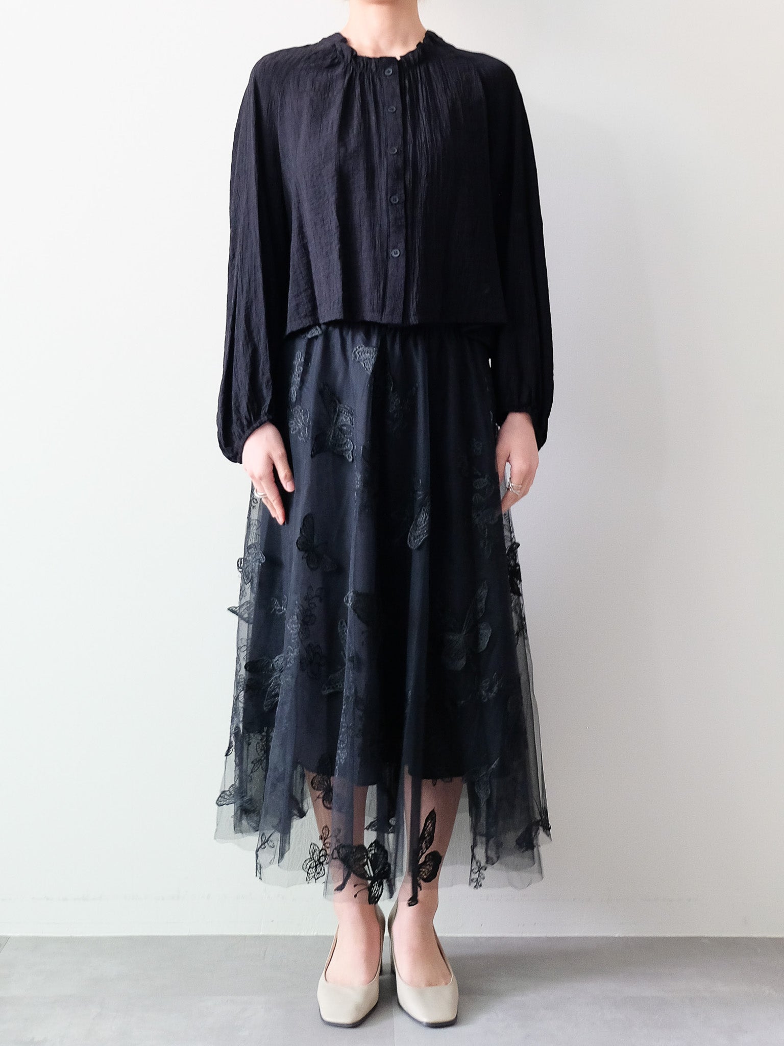 バタフライ刺繍チュールスカート[601498]black