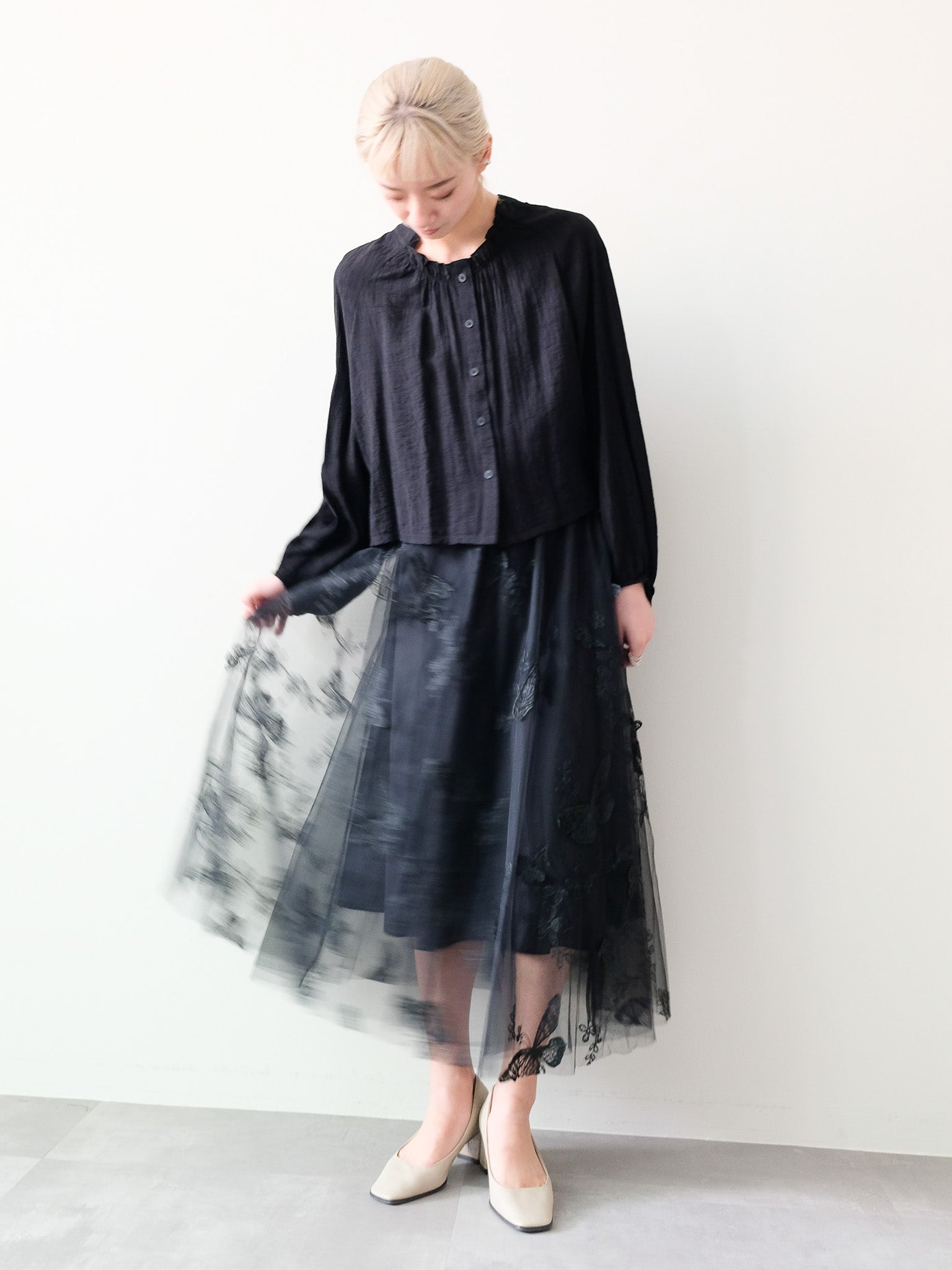 バタフライ刺繍チュールスカート[601498]black