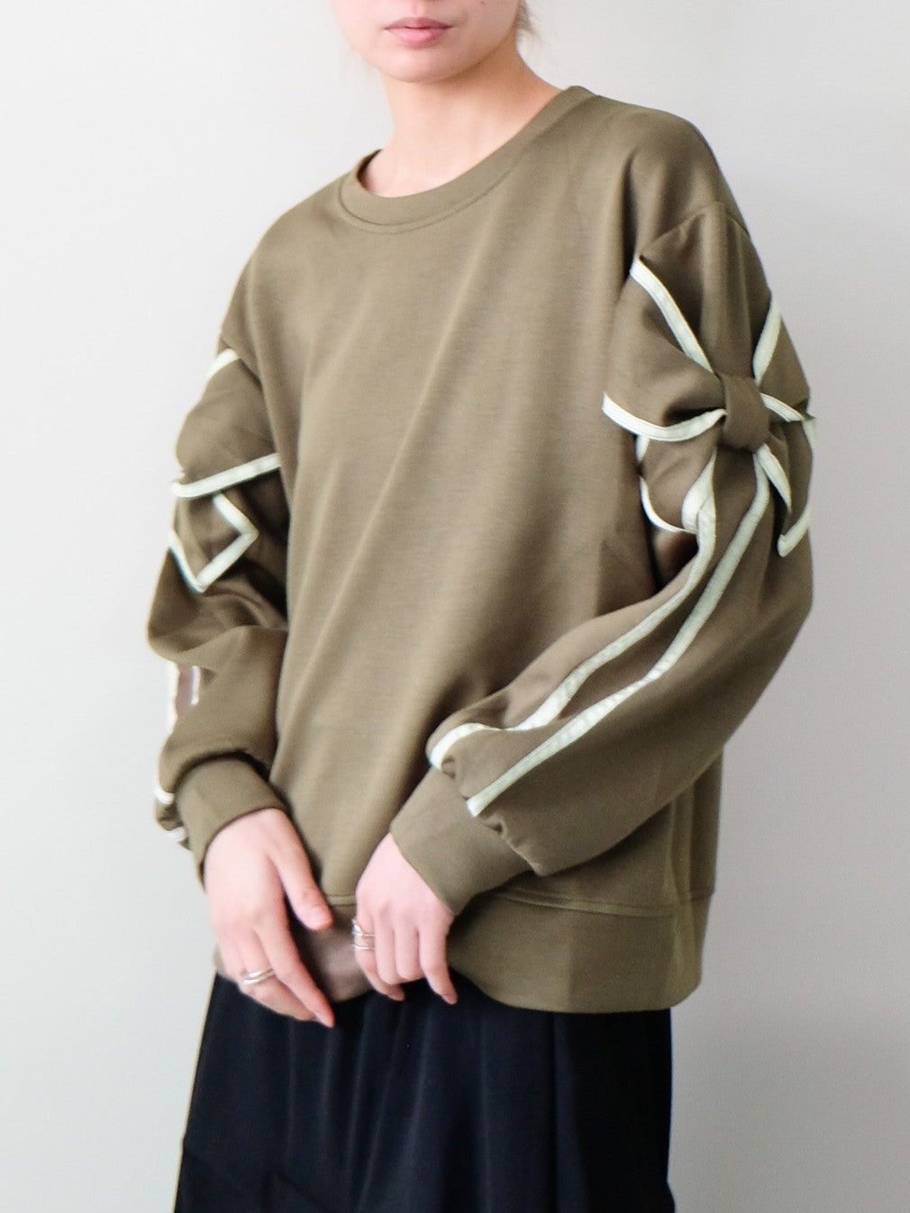スリーブリボンステッチプルオーバー[601500]khaki