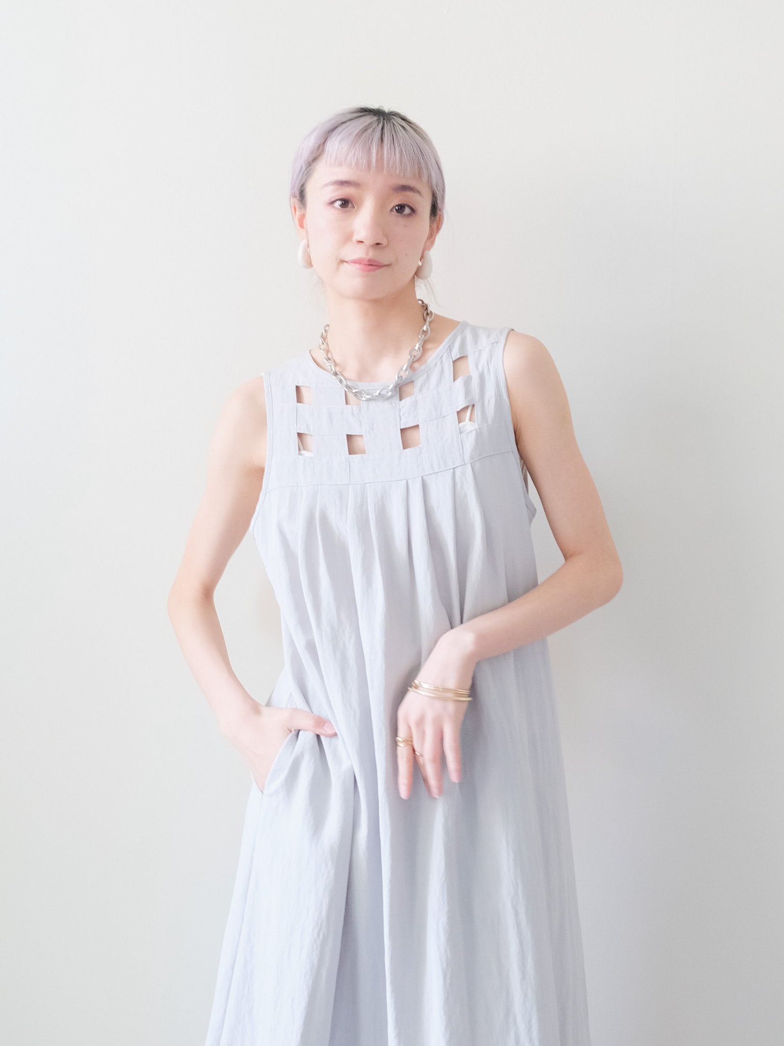 Cutwork Tuck Long Dress(カットワークタックロングワンピース)[601629]gray
