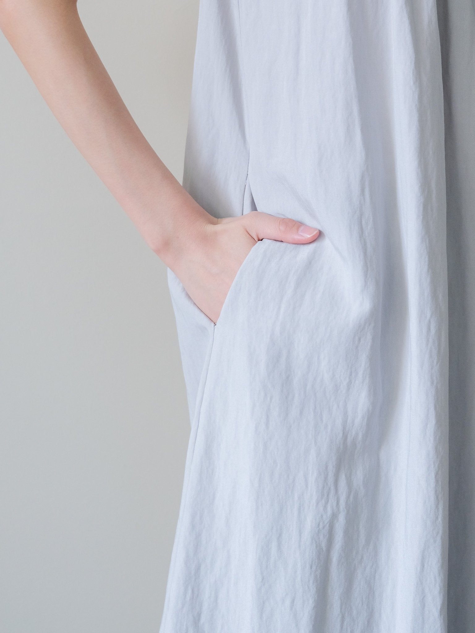 Cutwork Tuck Long Dress(カットワークタックロングワンピース)[601629]gray