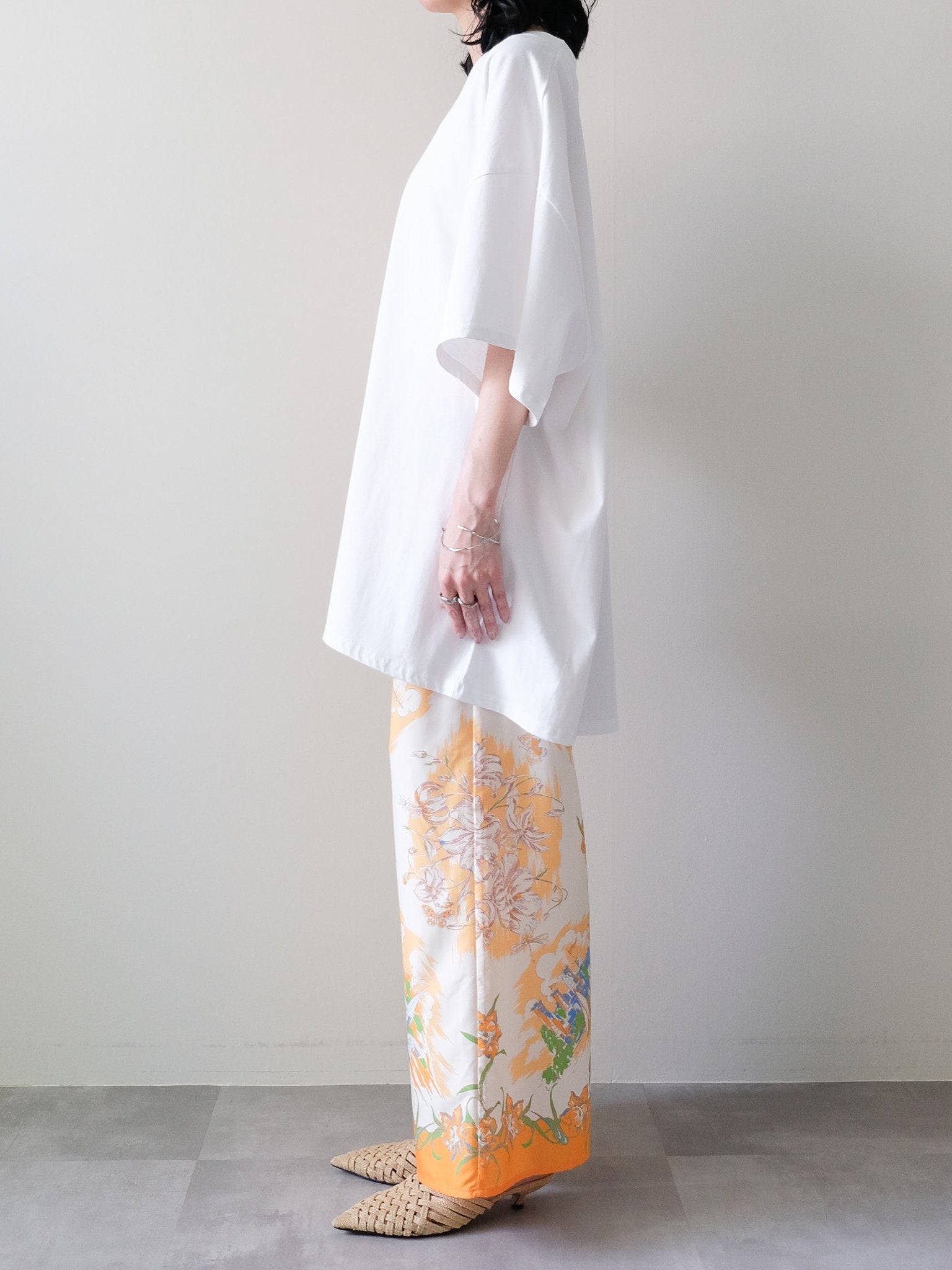 Loose V-neck Half Sleeve T-shirt(ルーズVネックハーフスリーブTシャツ)[601598]Off