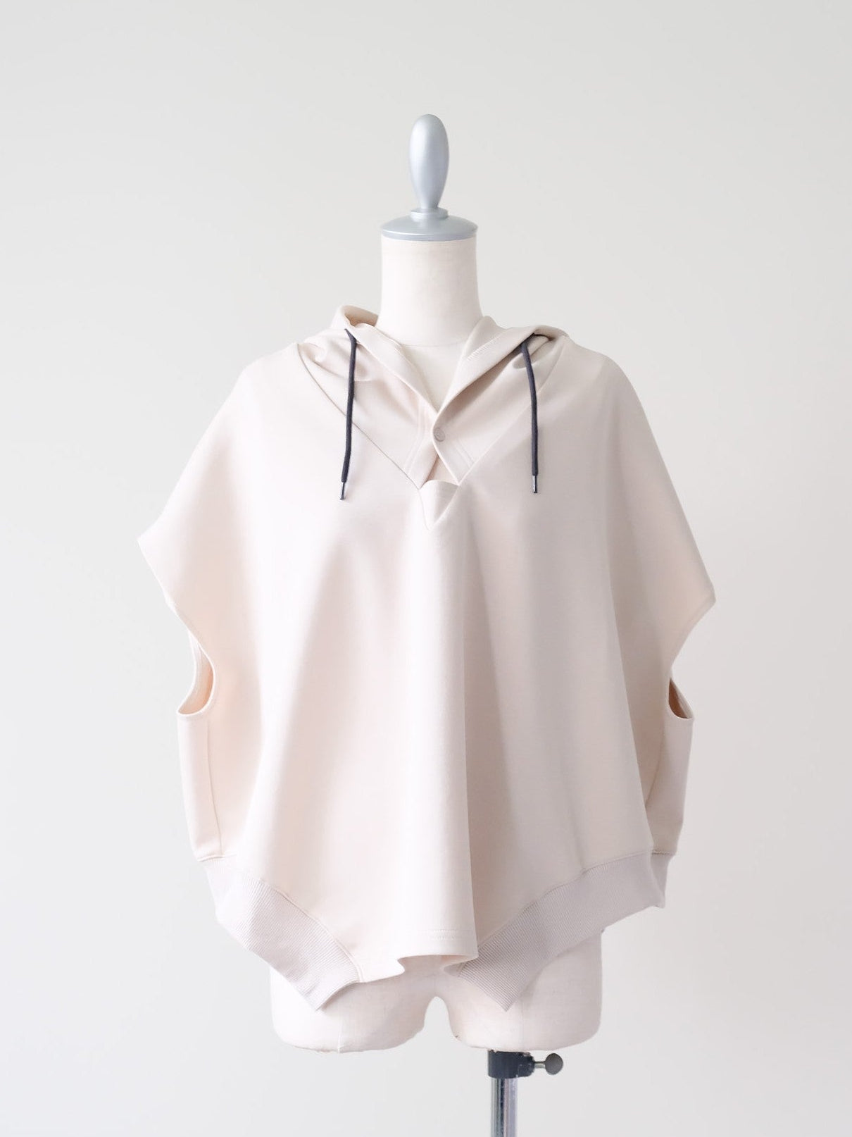Sleeveless Hoodie Top(ノースリーブフーディー)[601572]light beige