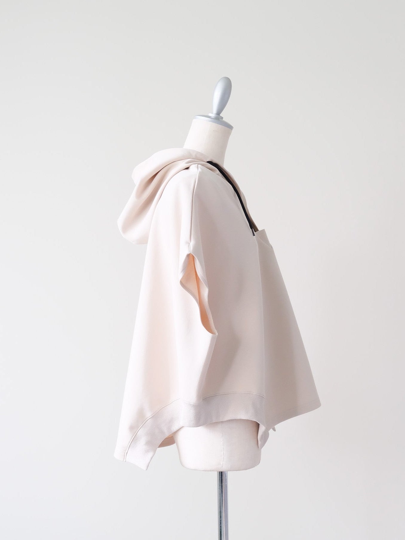 Sleeveless Hoodie Top(ノースリーブフーディー)[601572]light beige
