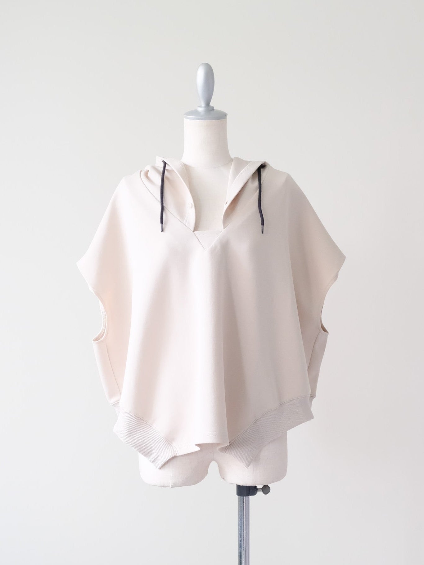 Sleeveless Hoodie Top(ノースリーブフーディー)[601572]light beige