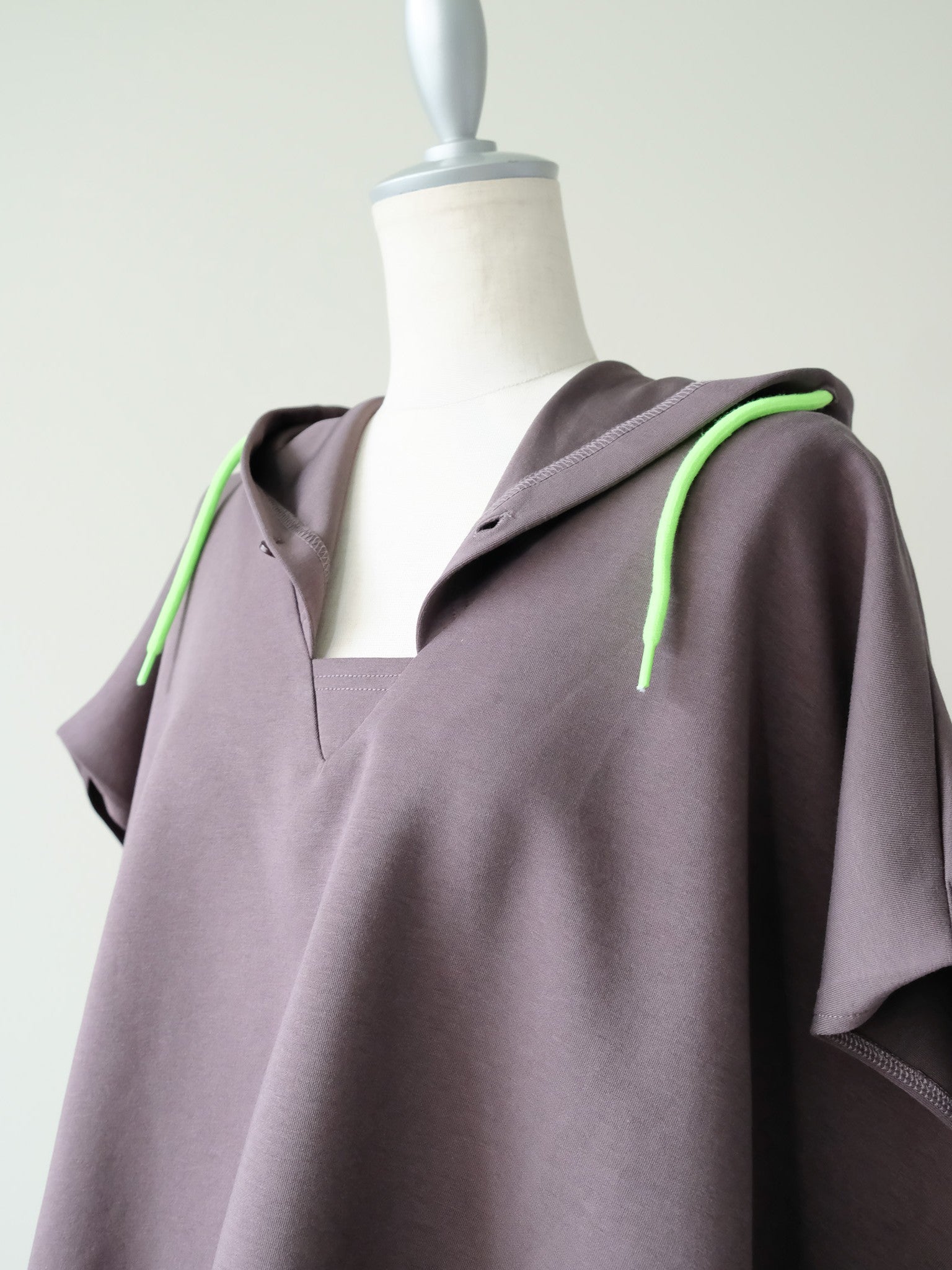 Sleeveless Hoodie Top(ノースリーブフーディー)[601572]charcoal