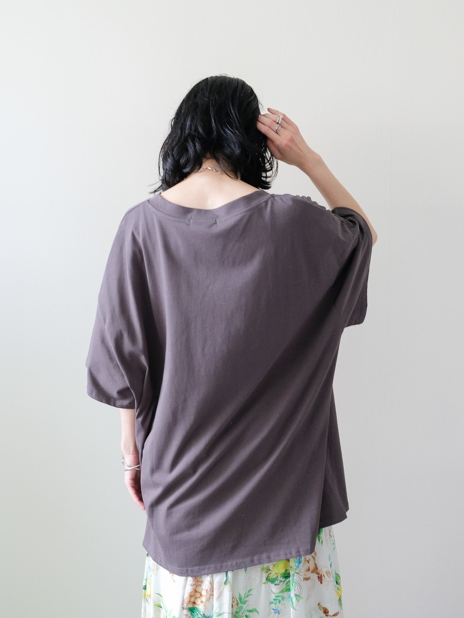 Loose V-neck Half Sleeve T-shirt(ルーズVネックハーフスリーブTシャツ)[601598]charcoal