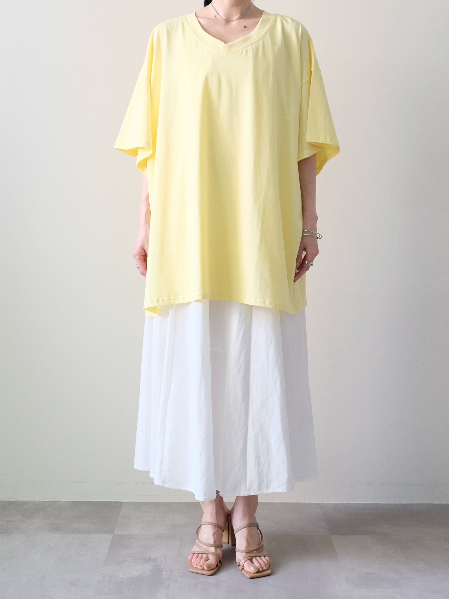 Loose V-neck Half Sleeve T-shirt(ルーズVネックハーフスリーブTシャツ)[601598]yellow