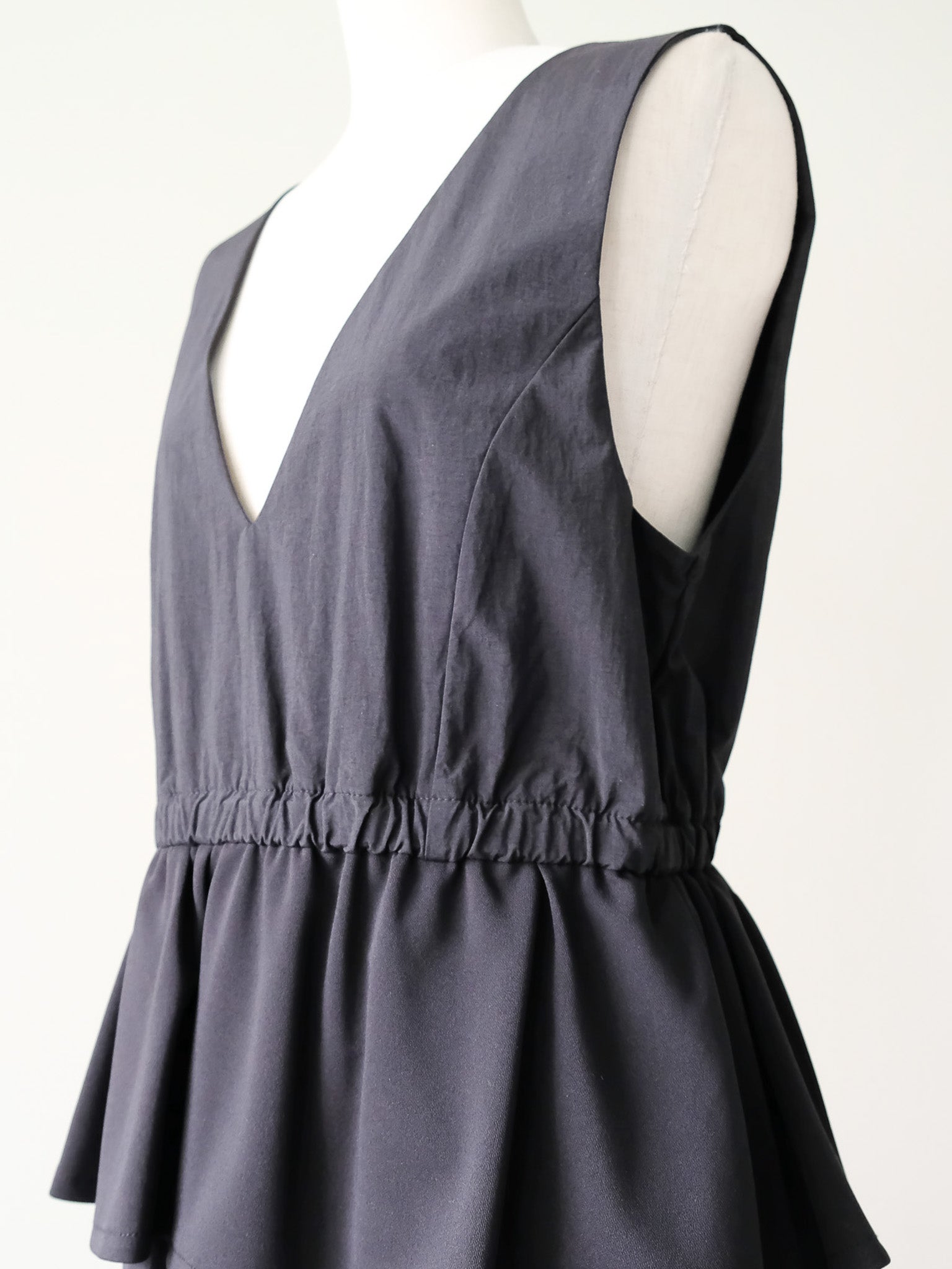 異素材ペプラムミリタリーライクワンピース[601454]black